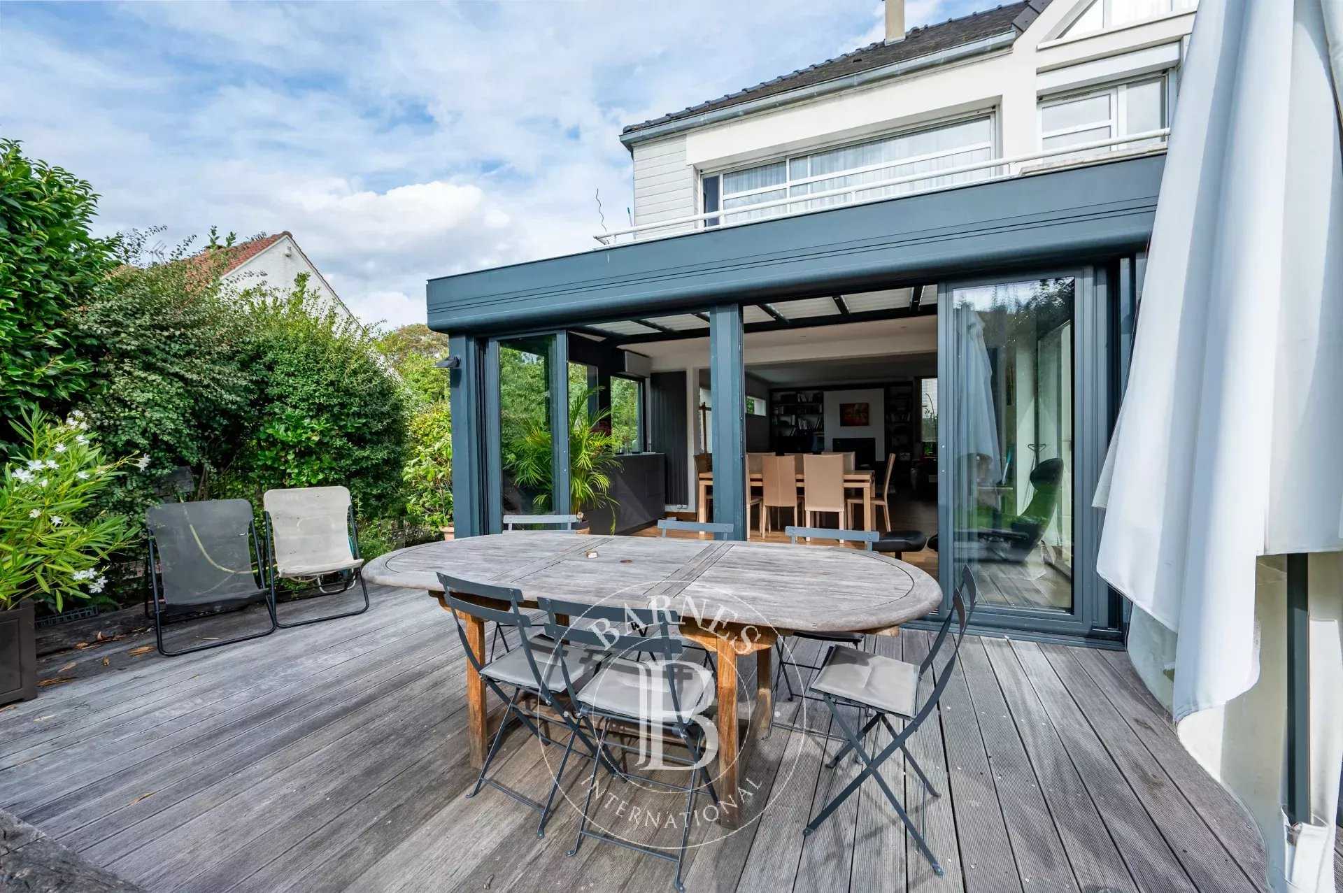 Maison Rueil-Malmaison  -  ref 84509682 (picture 1)