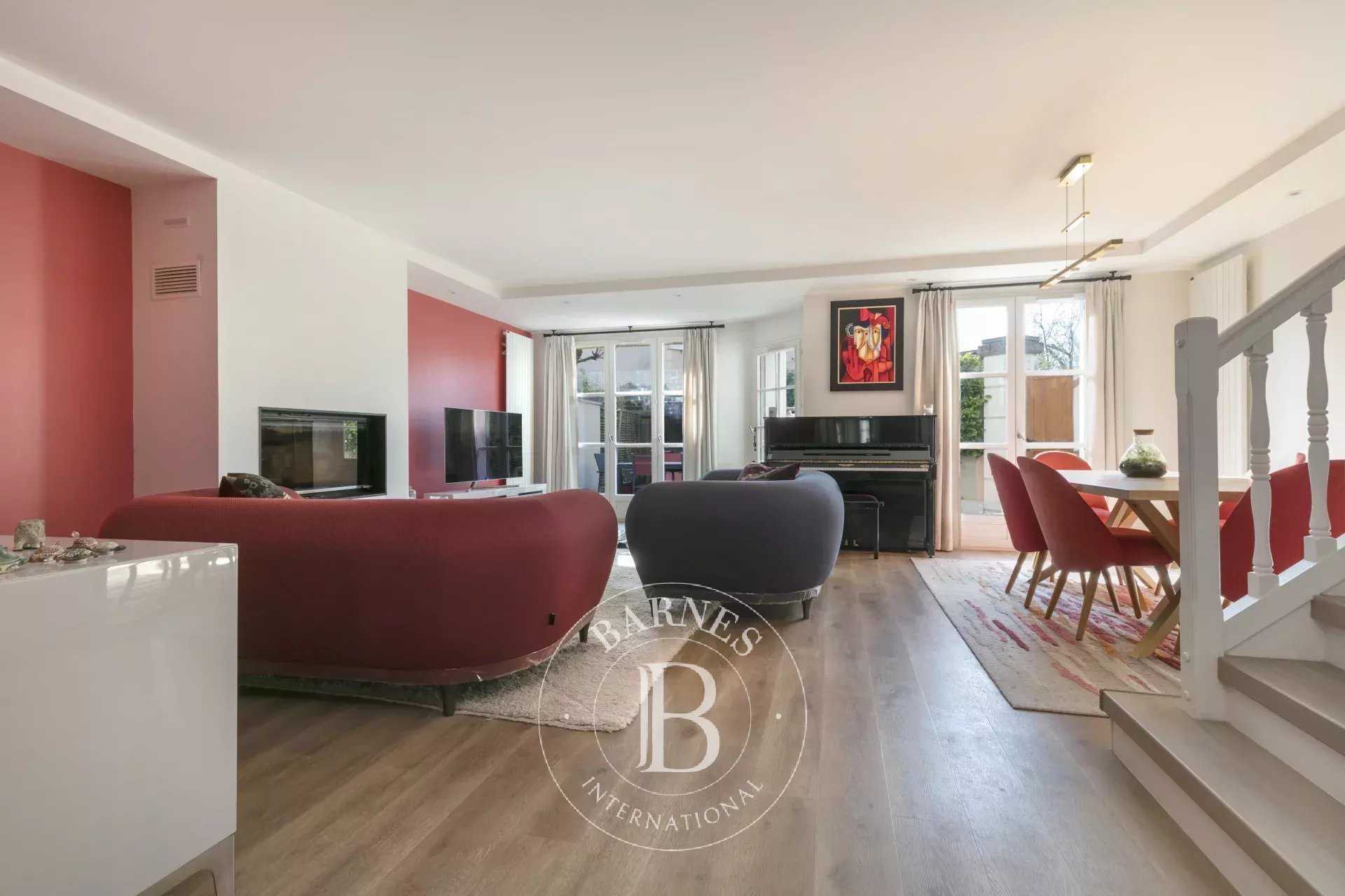 Casa Rueil-Malmaison  -  ref 85662845 (picture 1)