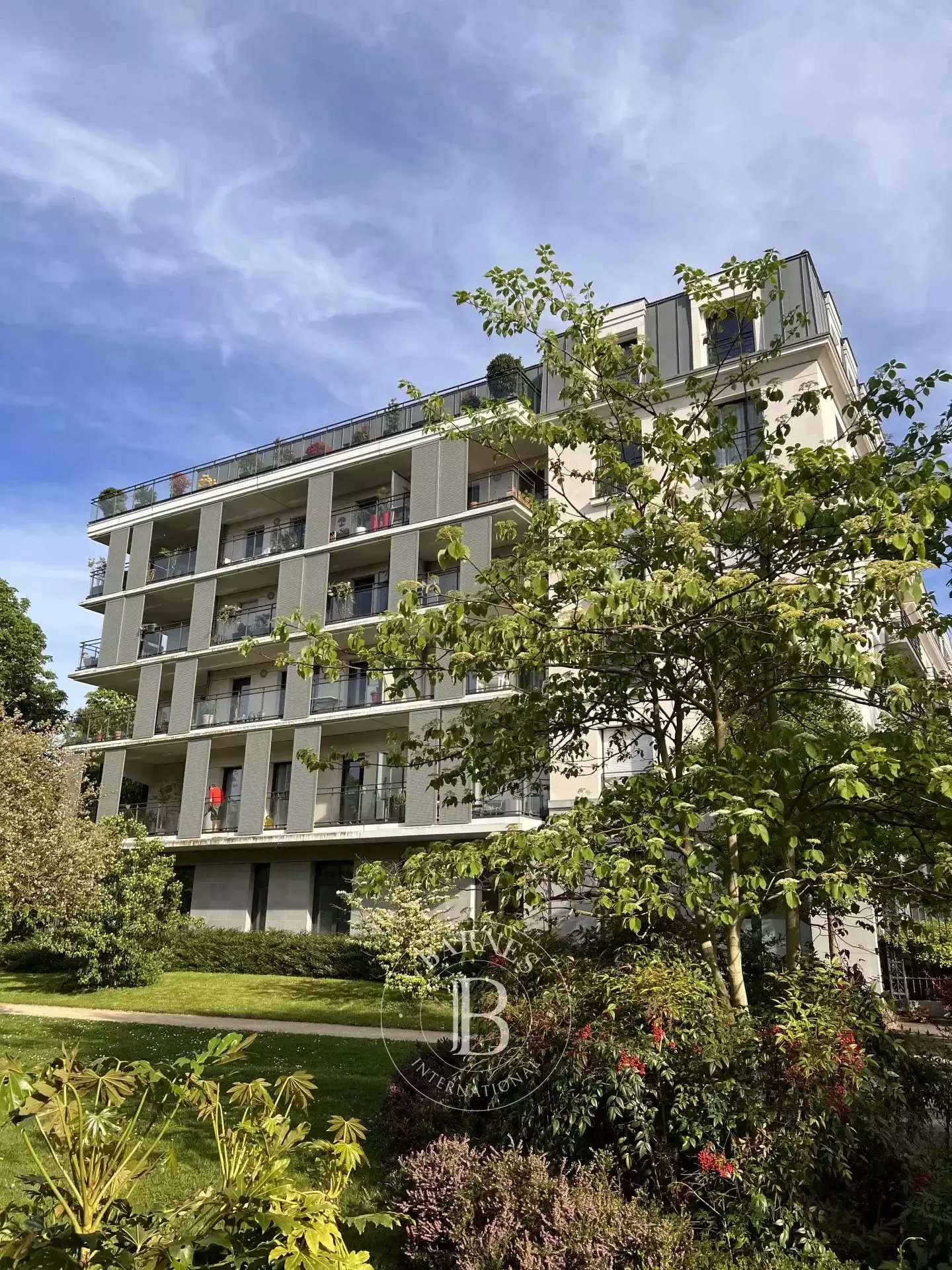 Apartment Rueil-Malmaison