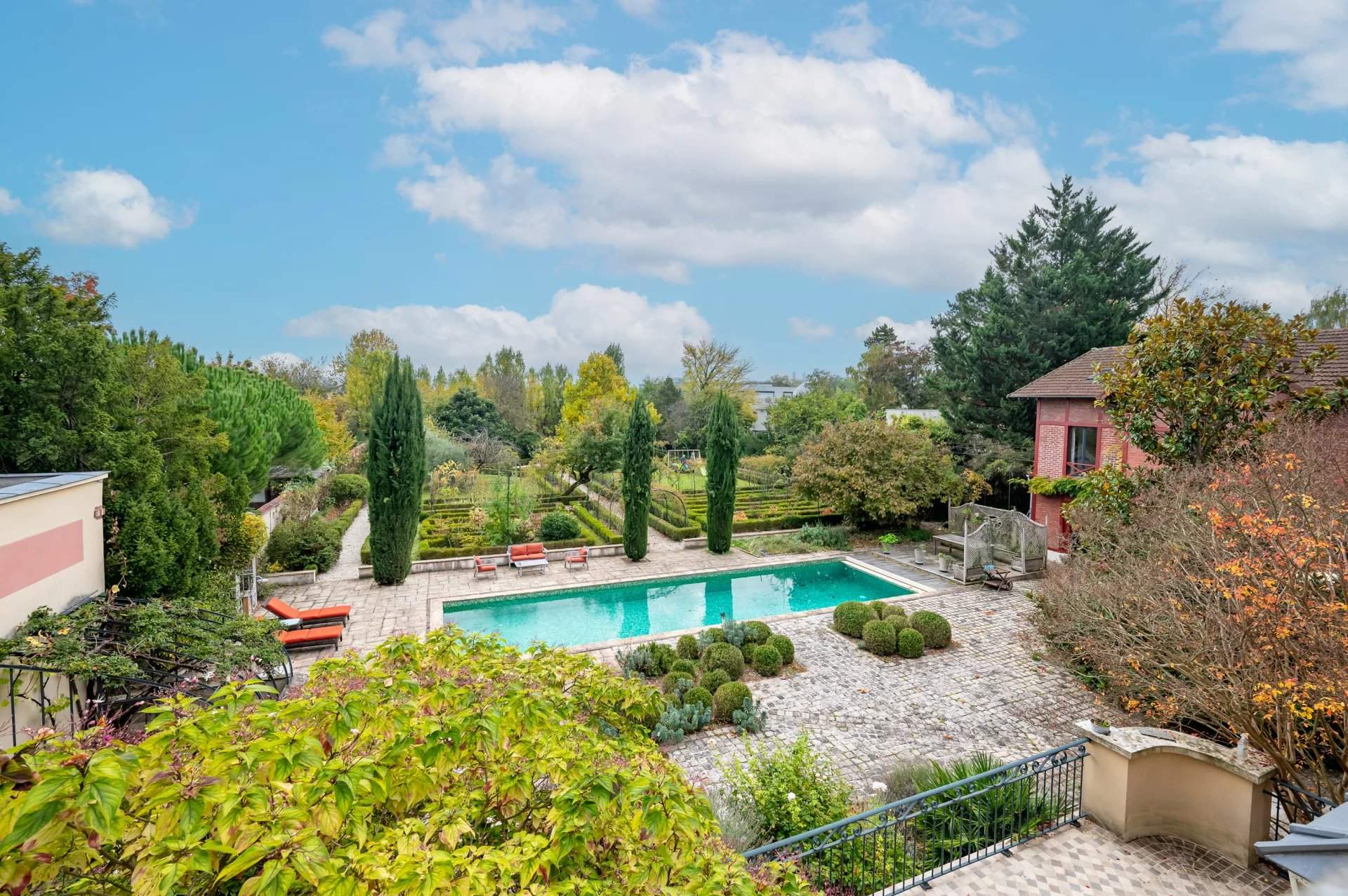 Rueil-Malmaison  - House 6 Bedrooms - picture 17