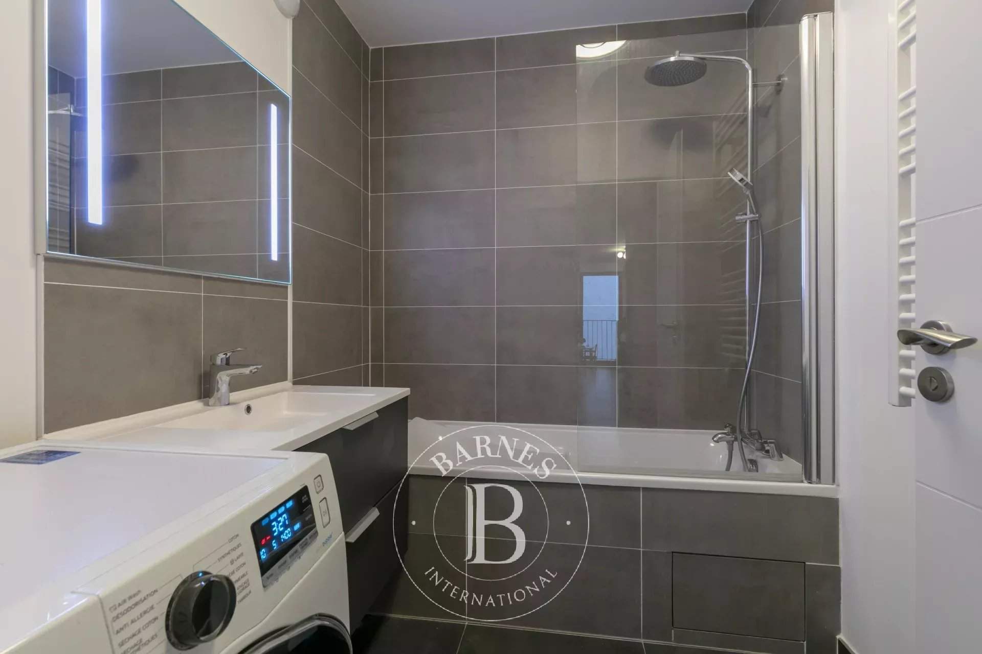 Rueil-Malmaison  - Apartment 3 Bedrooms - picture 12