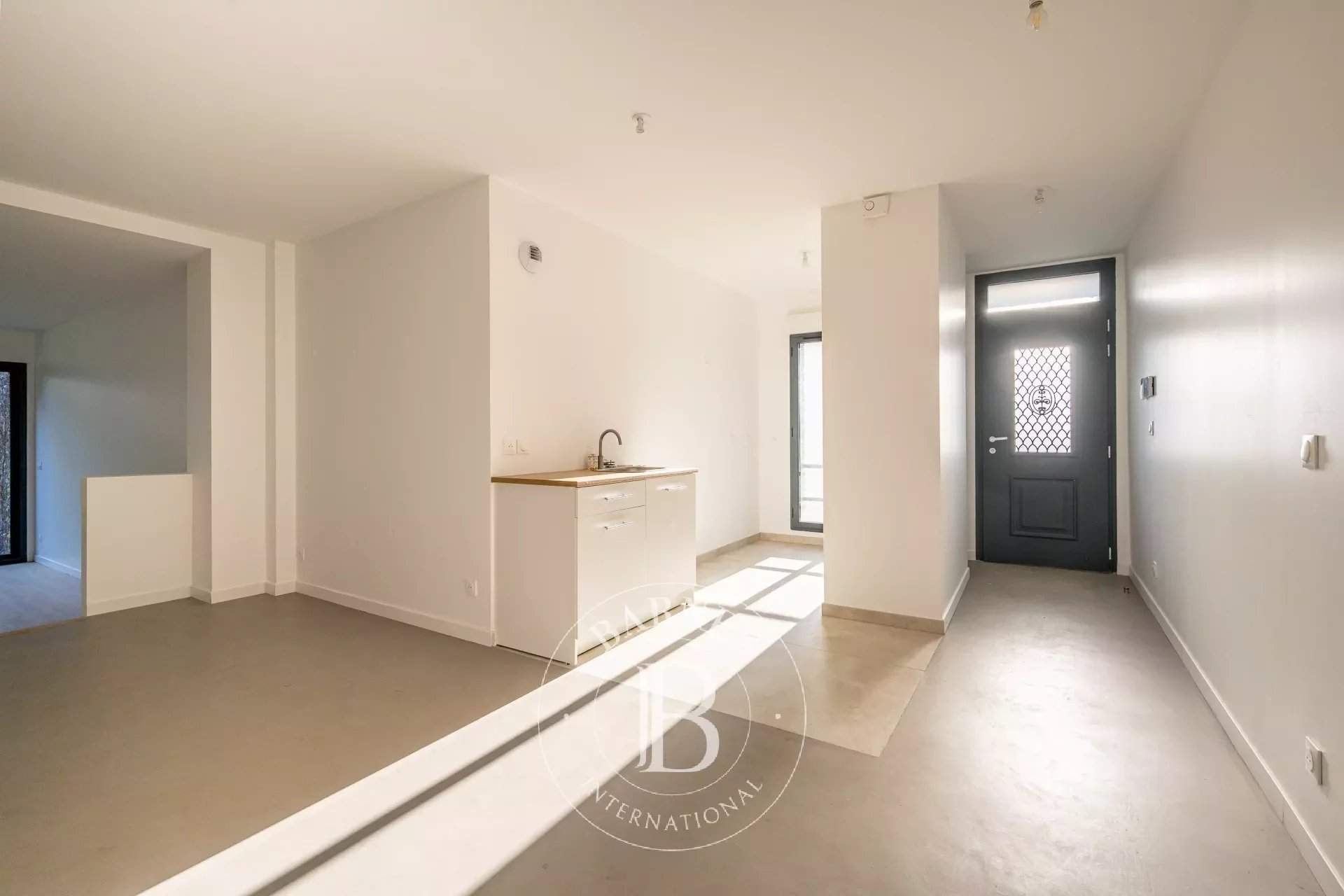 Courbevoie  - Townhouse 4 Bedrooms - picture 4