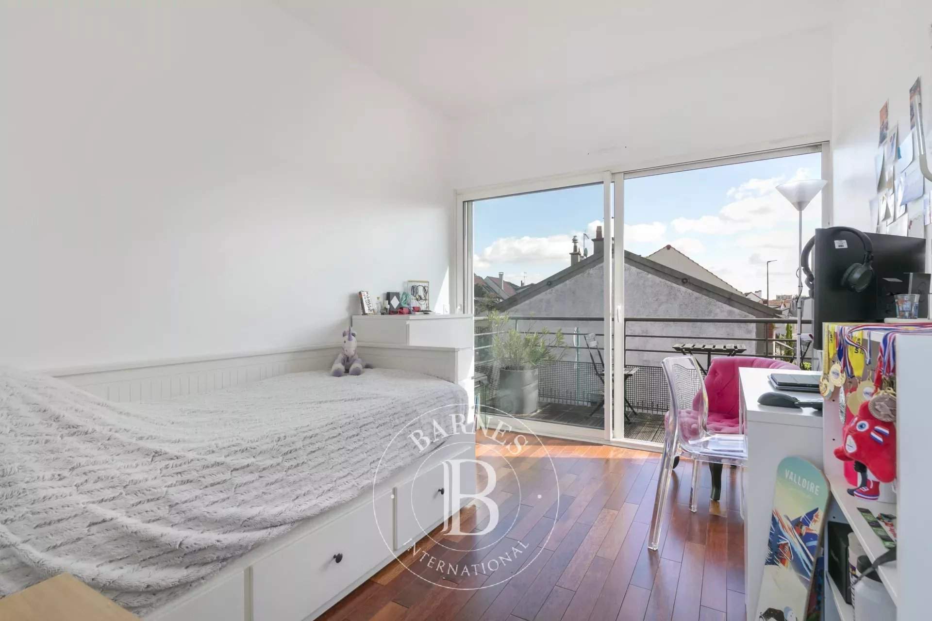 Suresnes  - Casa 6 Cuartos 3 Habitaciones - picture 17