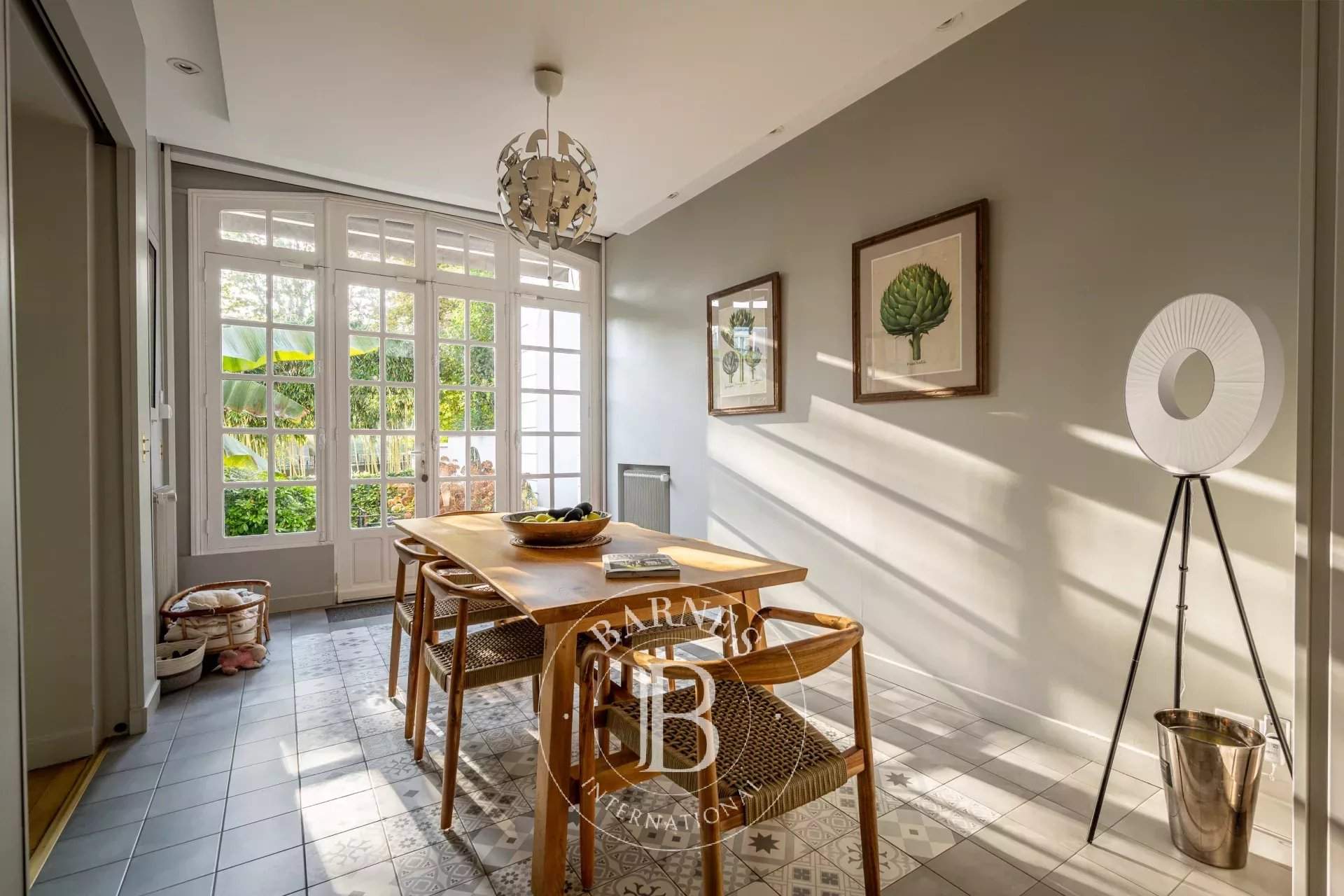 Asnières-sur-Seine  - Maison 8 Pièces 5 Chambres - picture 7