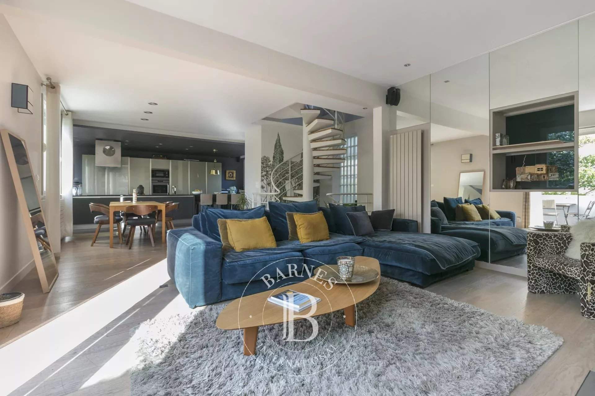 Suresnes  - Casa 7 Cuartos 5 Habitaciones - picture 2