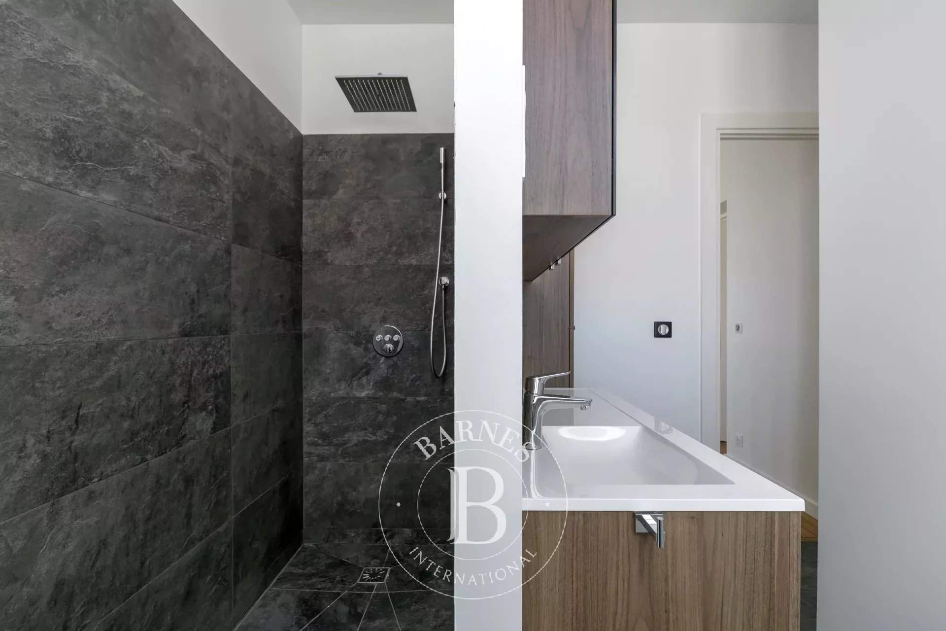 Asnières-sur-Seine  - Maison 8 Pi&egrave;ces 6 Chambres - picture 16