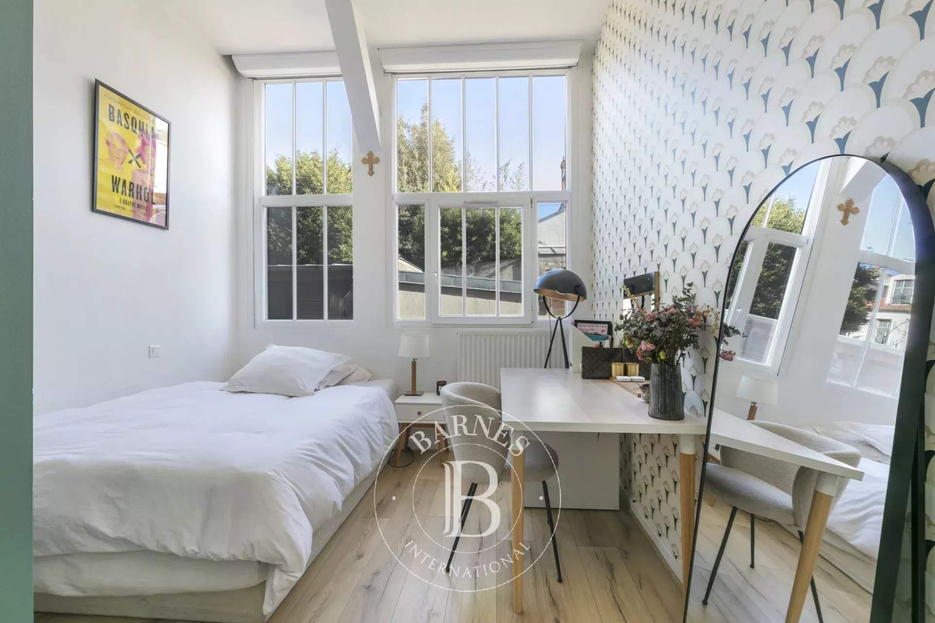 Bois-Colombes  - Maison 7 Pi&egrave;ces 4 Chambres - picture 9