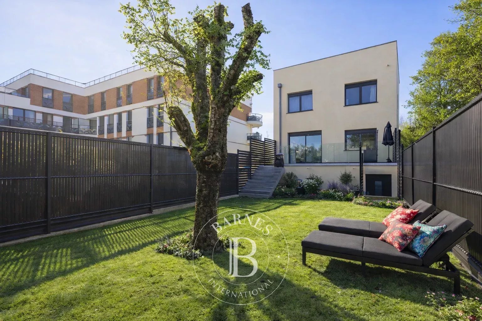 Rueil-Malmaison  - House 6 Bedrooms - picture 8