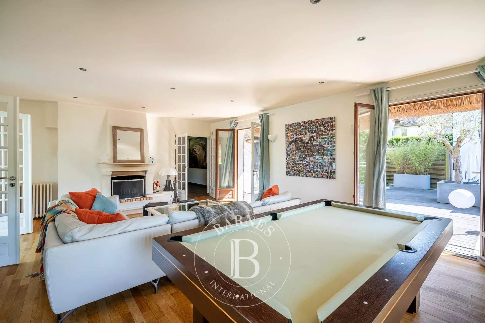 Rueil-Malmaison  - Maison 7 Pi&egrave;ces 6 Chambres - picture 10