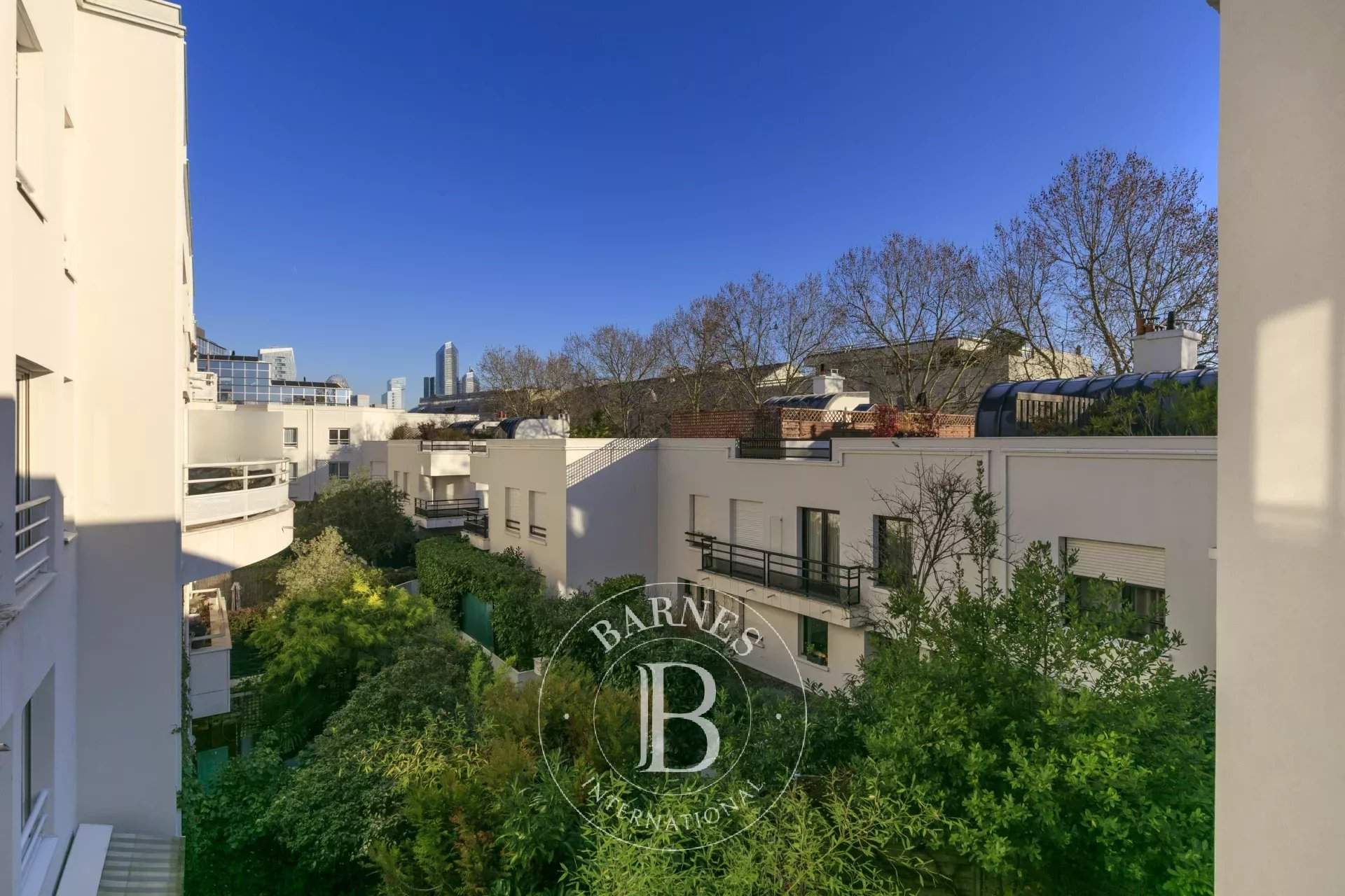 Suresnes  - Duplex 5 Pi&egrave;ces 3 Chambres - picture 14