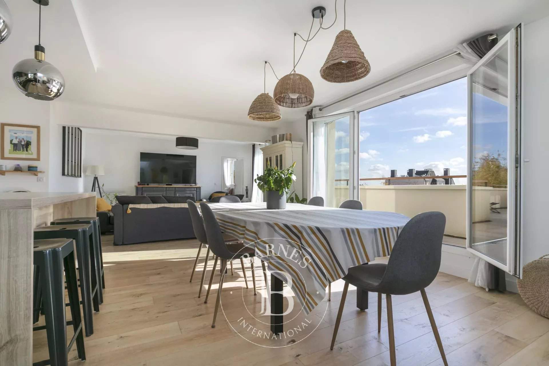 Courbevoie  - Apartment 4 Bedrooms - picture 4