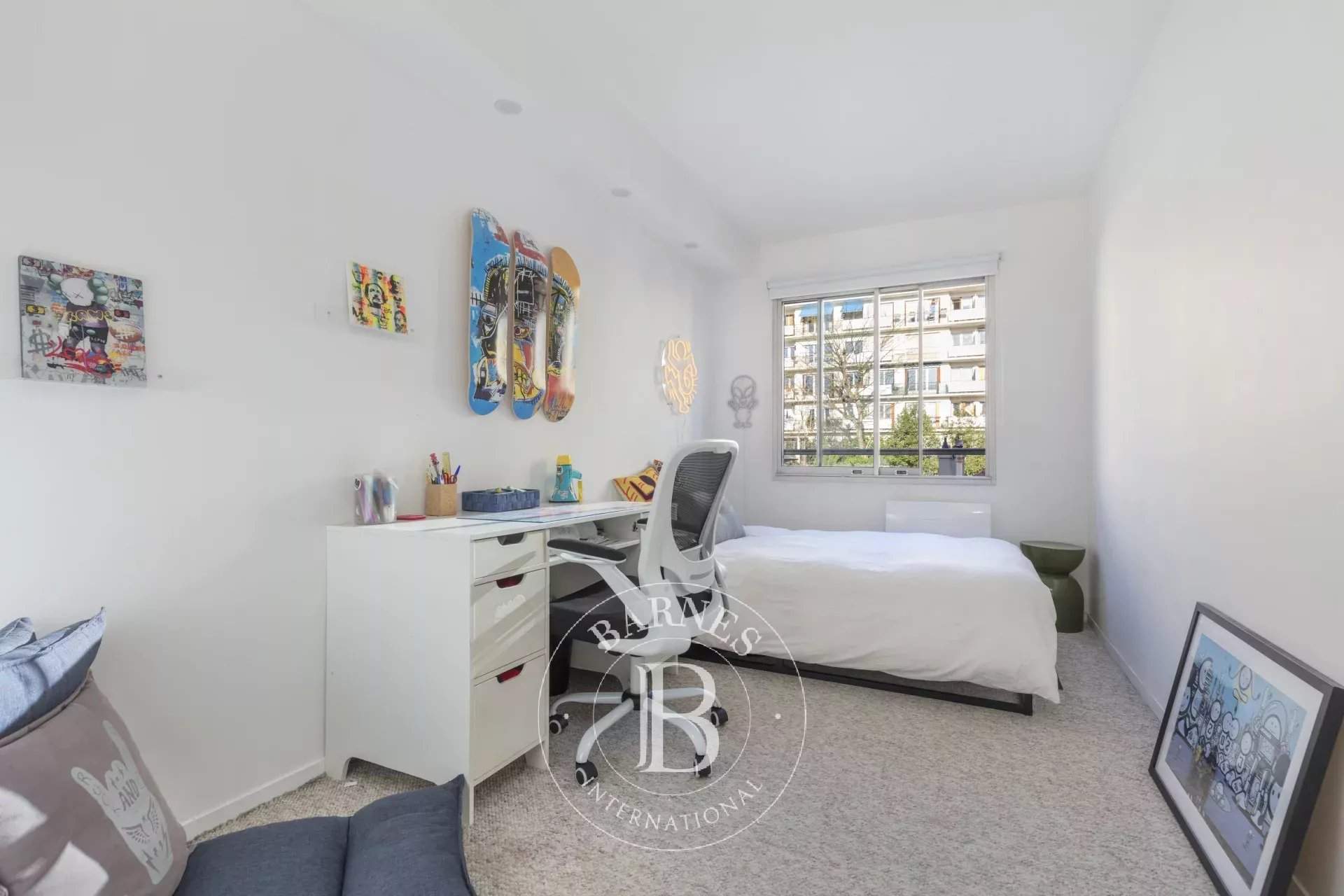 Courbevoie  - Appartement 5 Pi&egrave;ces 3 Chambres - picture 11