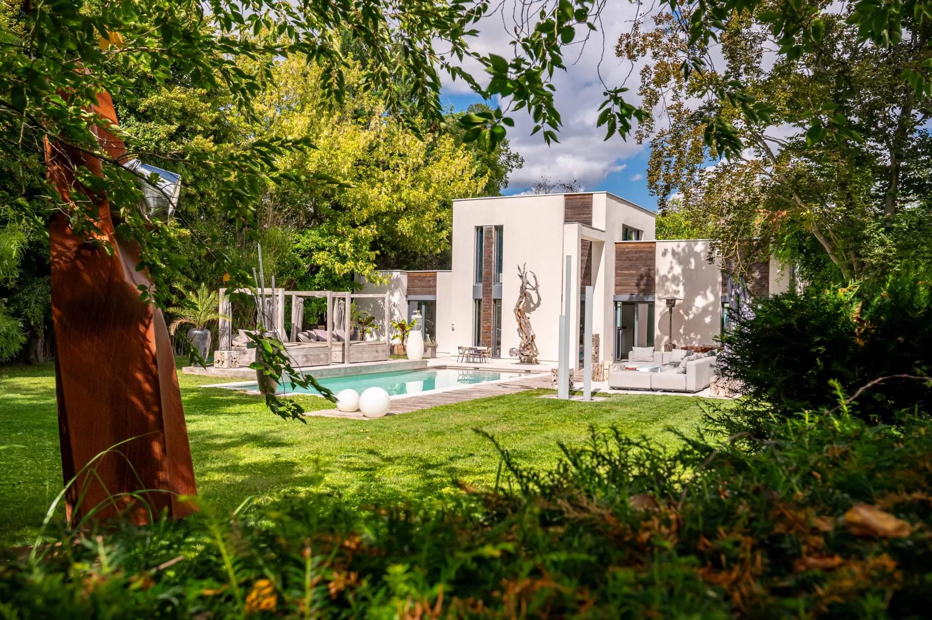 Rueil-Malmaison  - Maison 7 Pi&egrave;ces 6 Chambres - picture 8