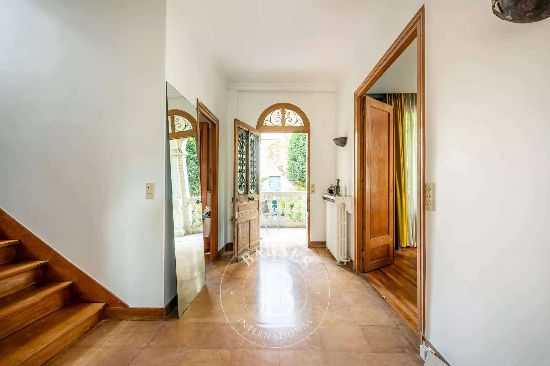 Colombes  - Maison 8 Pi&egrave;ces 5 Chambres - picture 12