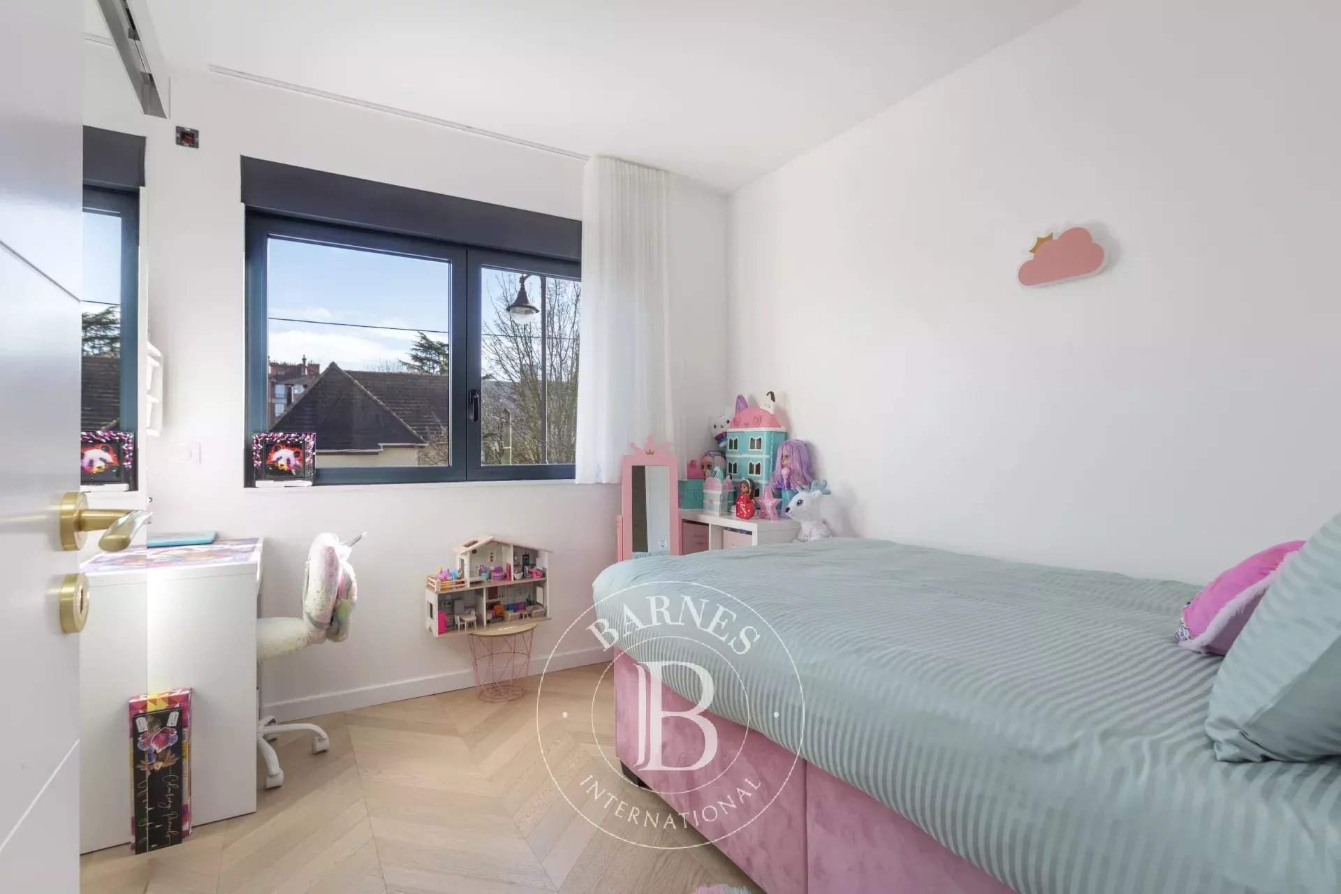 Rueil-Malmaison  - House 6 Bedrooms - picture 11