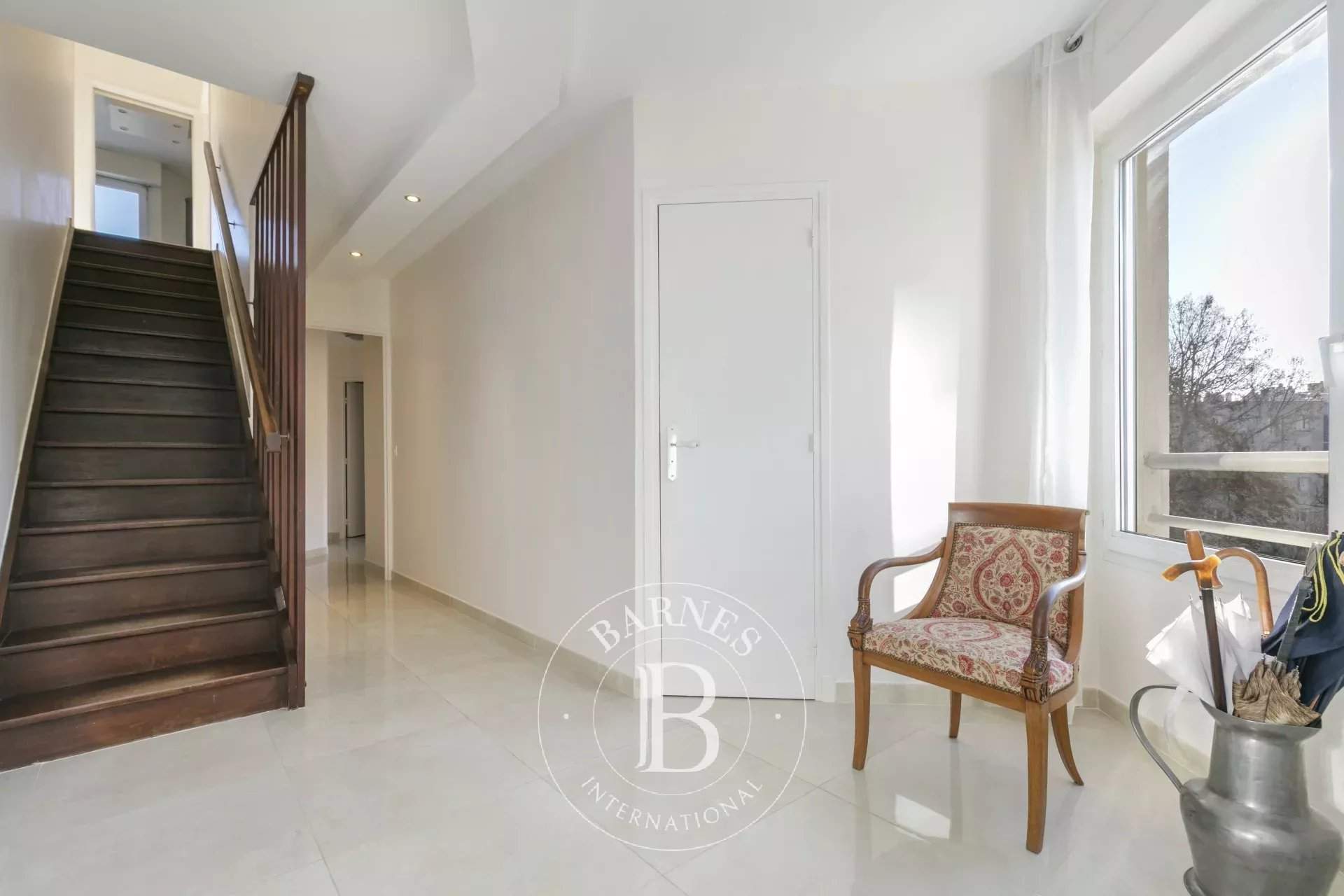 Suresnes  - Duplex 5 Pi&egrave;ces 3 Chambres - picture 8