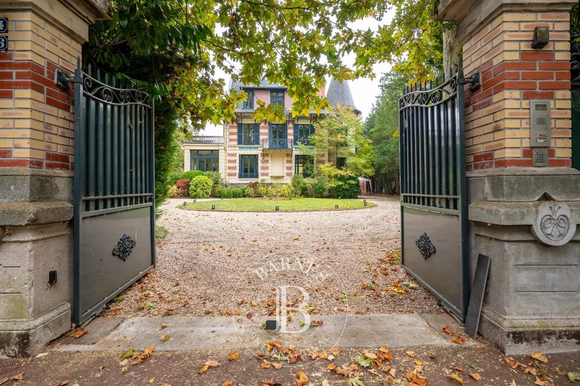 Rueil-Malmaison  - Maison 16 Pi&egrave;ces 6 Chambres - picture 19