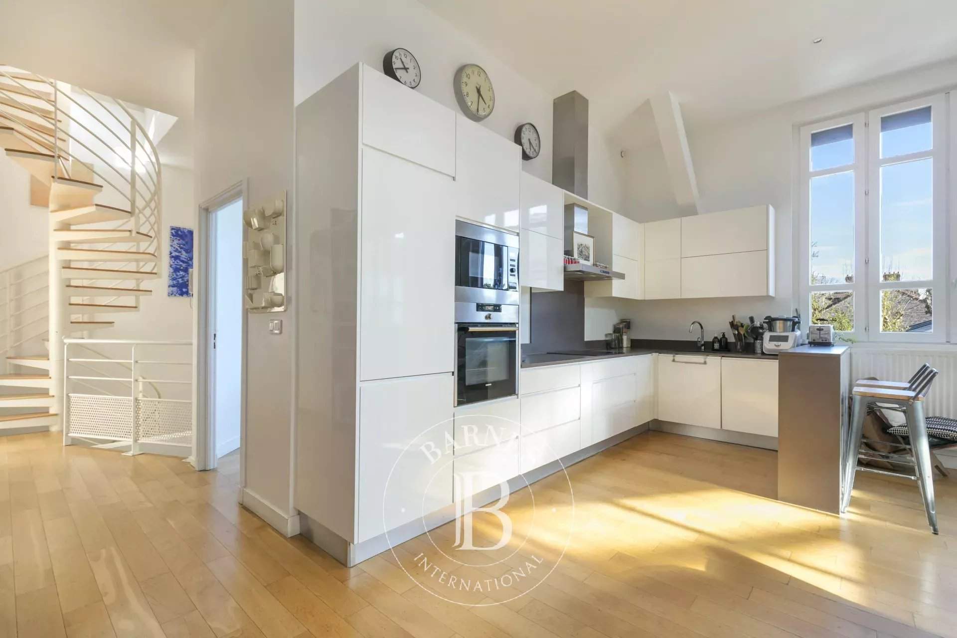 Bois-Colombes  - Maison 7 Pi&egrave;ces 4 Chambres - picture 5