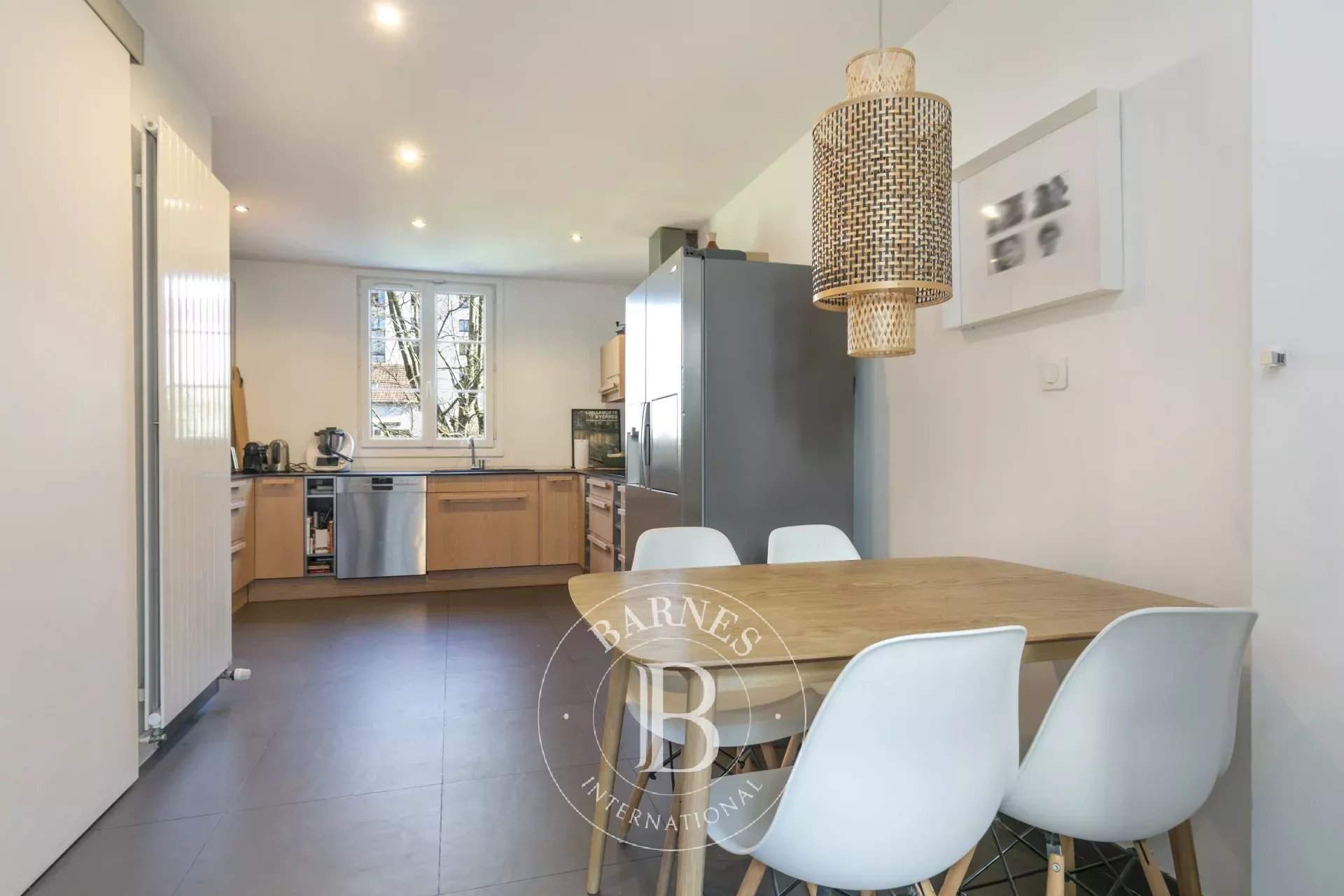 Suresnes  - Maison 10 Pi&egrave;ces 5 Chambres - picture 8