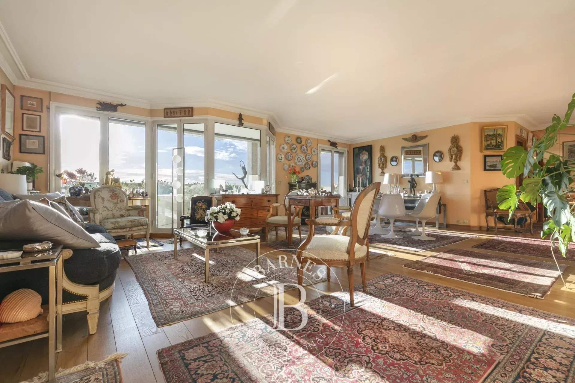 Courbevoie  - Apartment 3 Bedrooms - picture 1