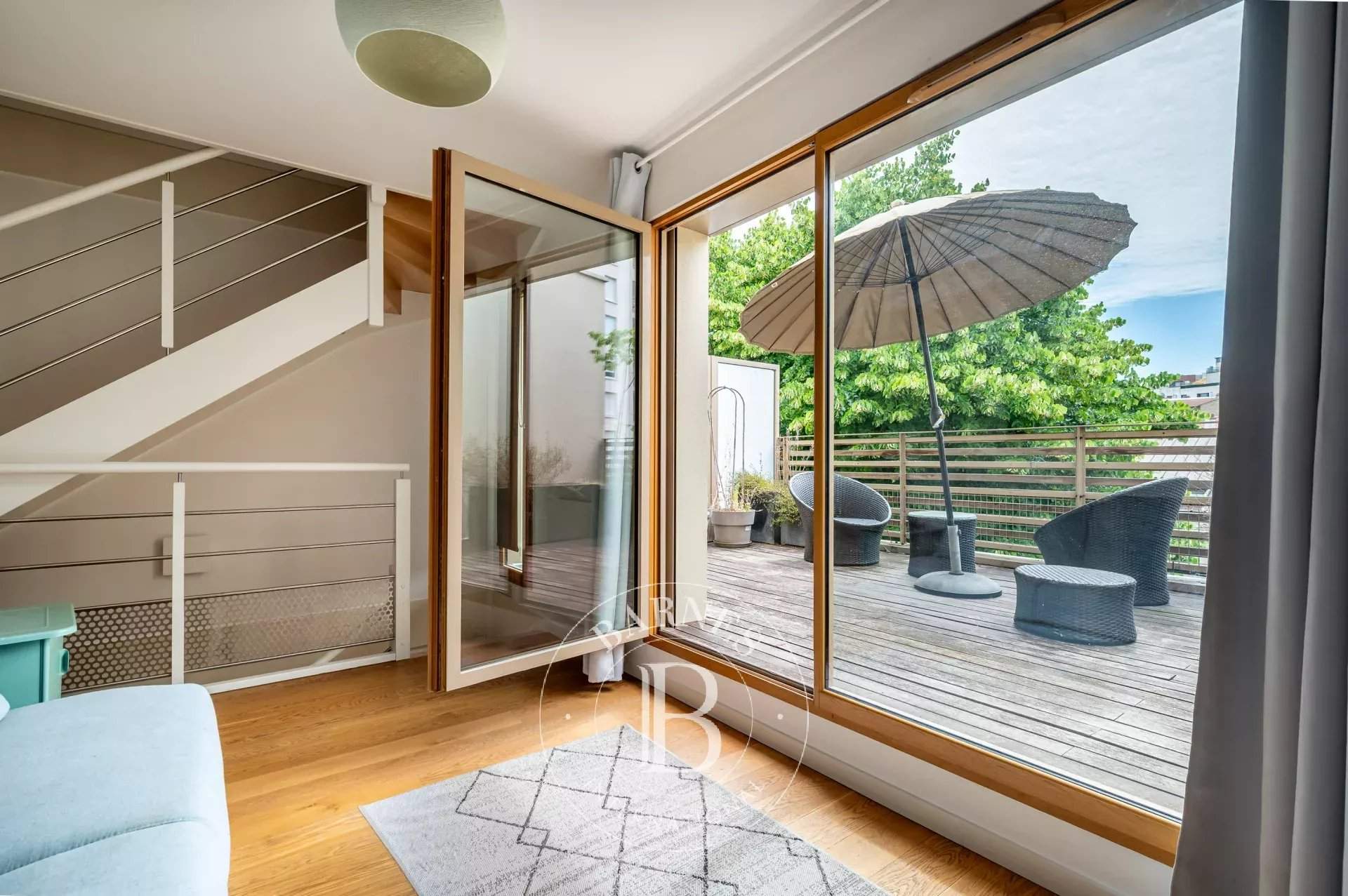 Courbevoie  - Maison 7 Pi&egrave;ces 4 Chambres - picture 12