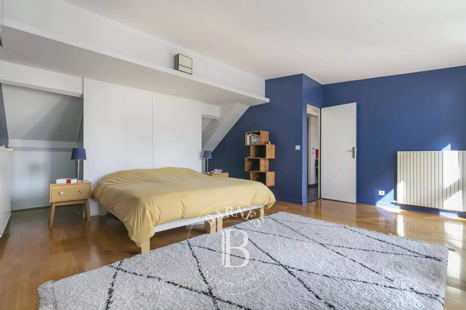 Suresnes  - Maison 8 Pi&egrave;ces 5 Chambres - picture 8