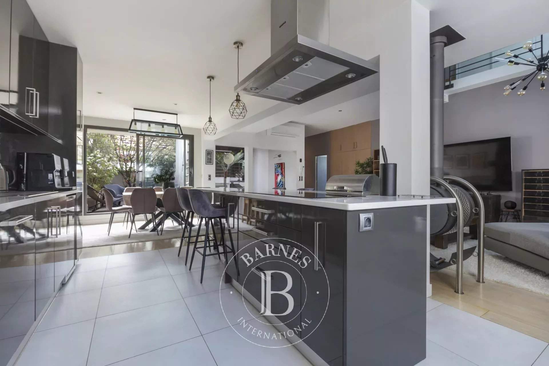 Colombes  - Appartement 6 Pi&egrave;ces 4 Chambres - picture 9