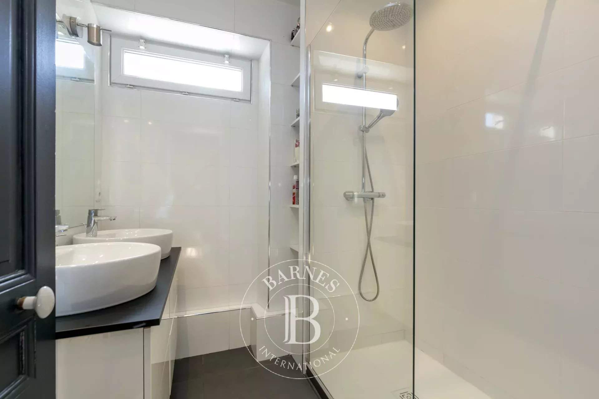 Suresnes  - Maison 10 Pi&egrave;ces 5 Chambres - picture 15