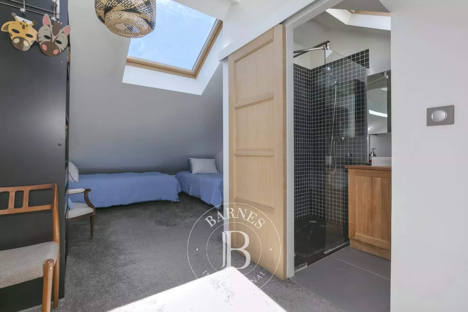 Courbevoie  - Maison 10 Pi&egrave;ces 6 Chambres - picture 14