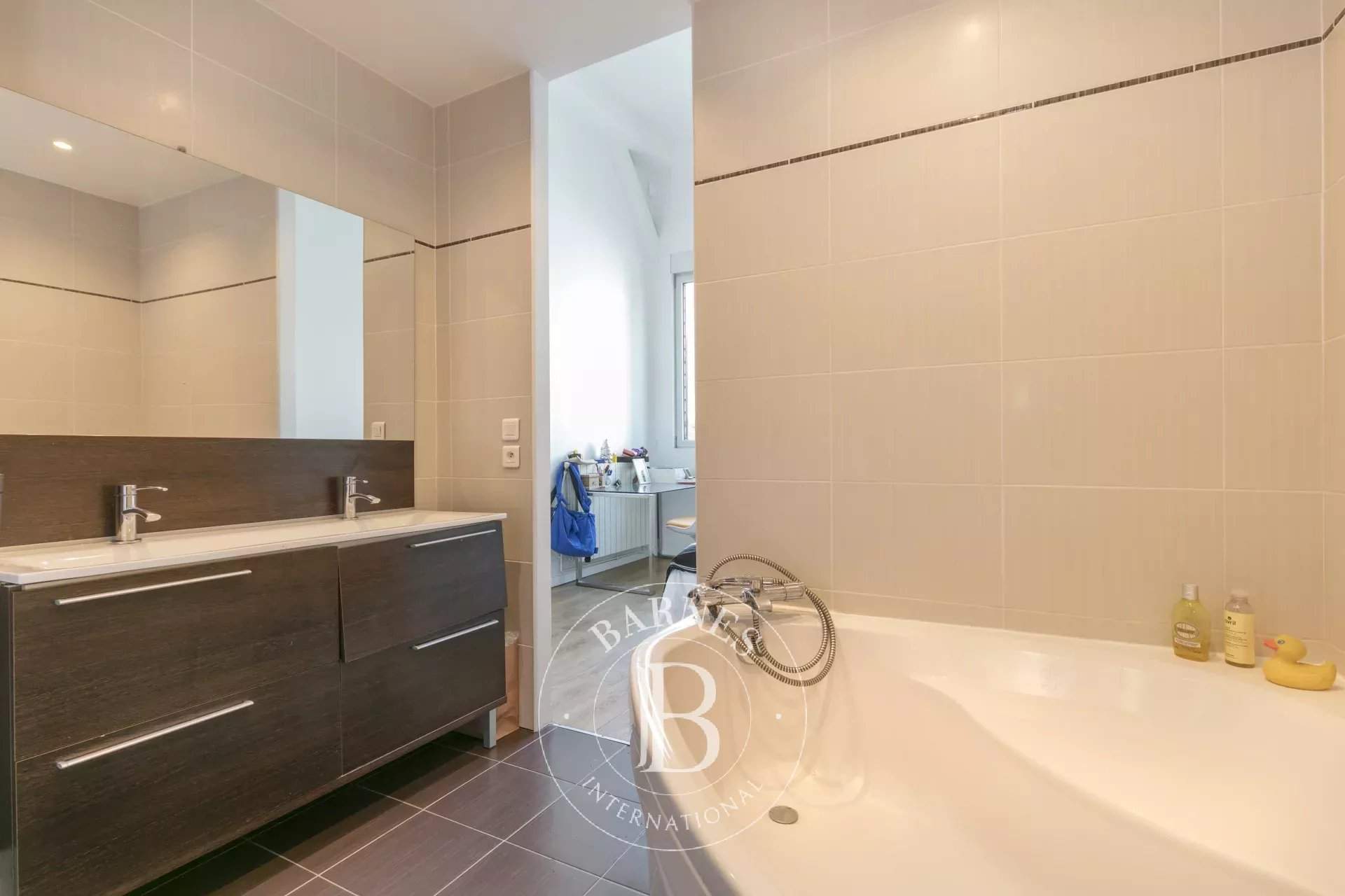 La Garenne-Colombes  - Casa 7 Cuartos 5 Habitaciones - picture 11