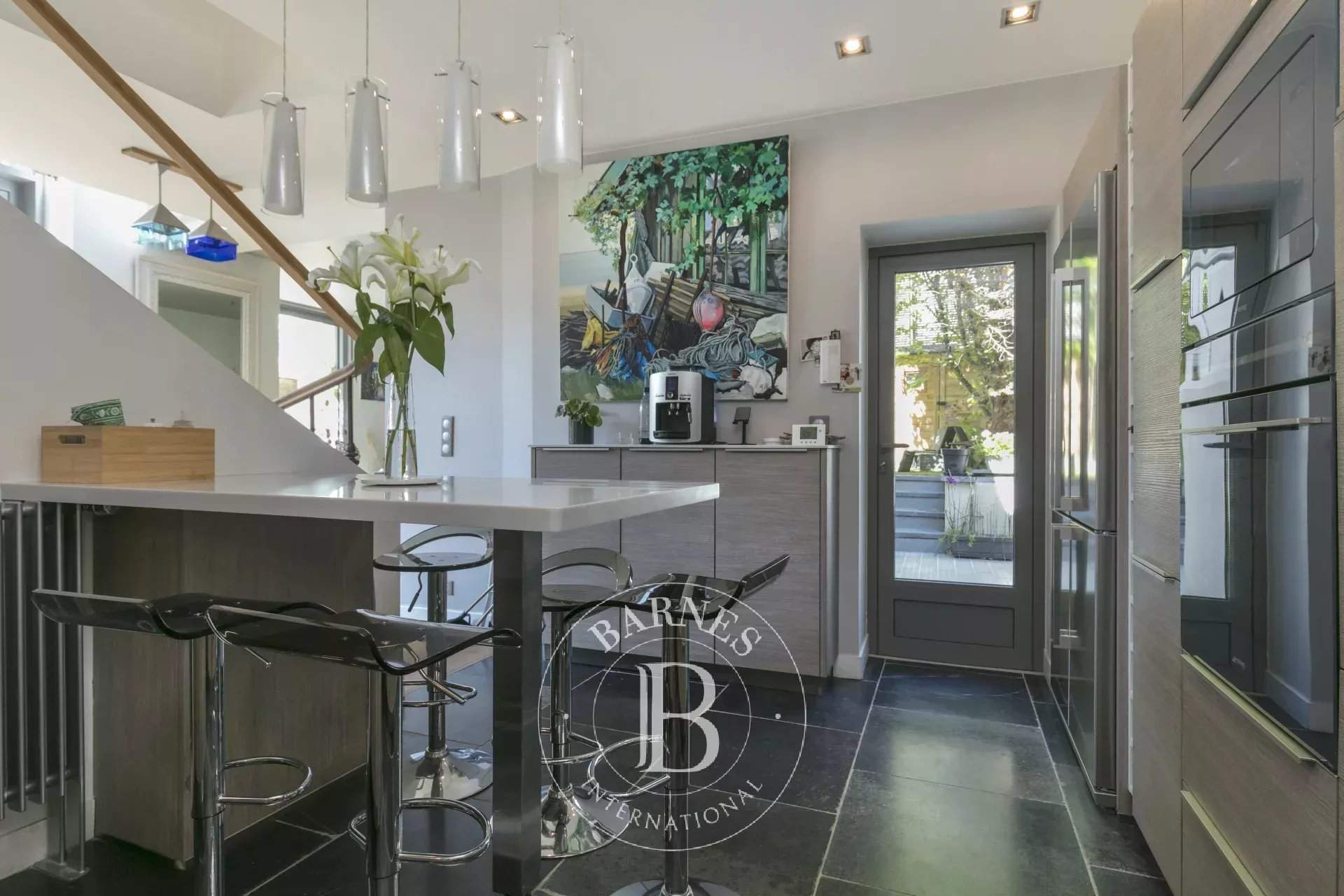 Courbevoie  - Maison 10 Pi&egrave;ces 6 Chambres - picture 9