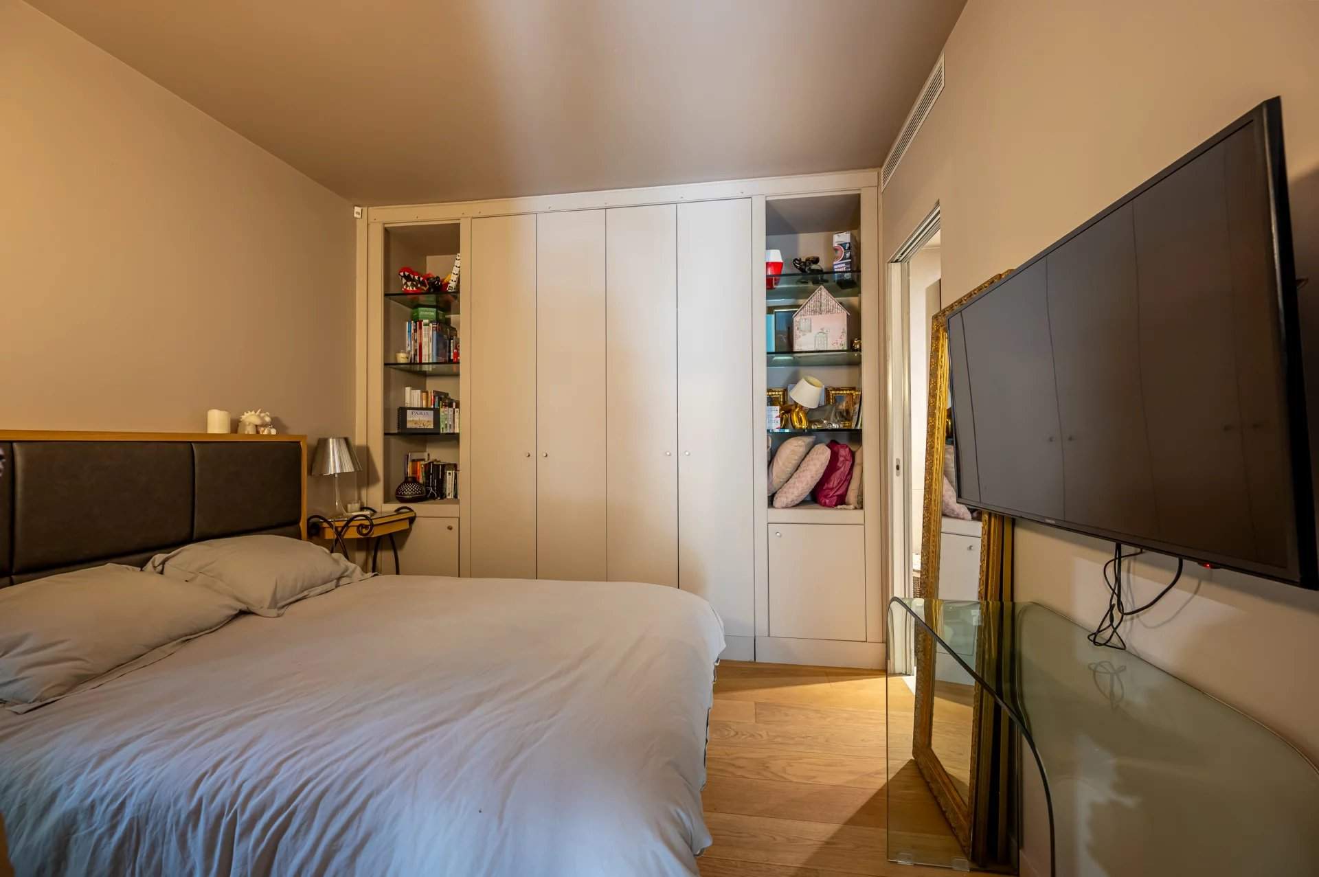 Rueil-Malmaison  - Maison 7 Pi&egrave;ces 6 Chambres - picture 20