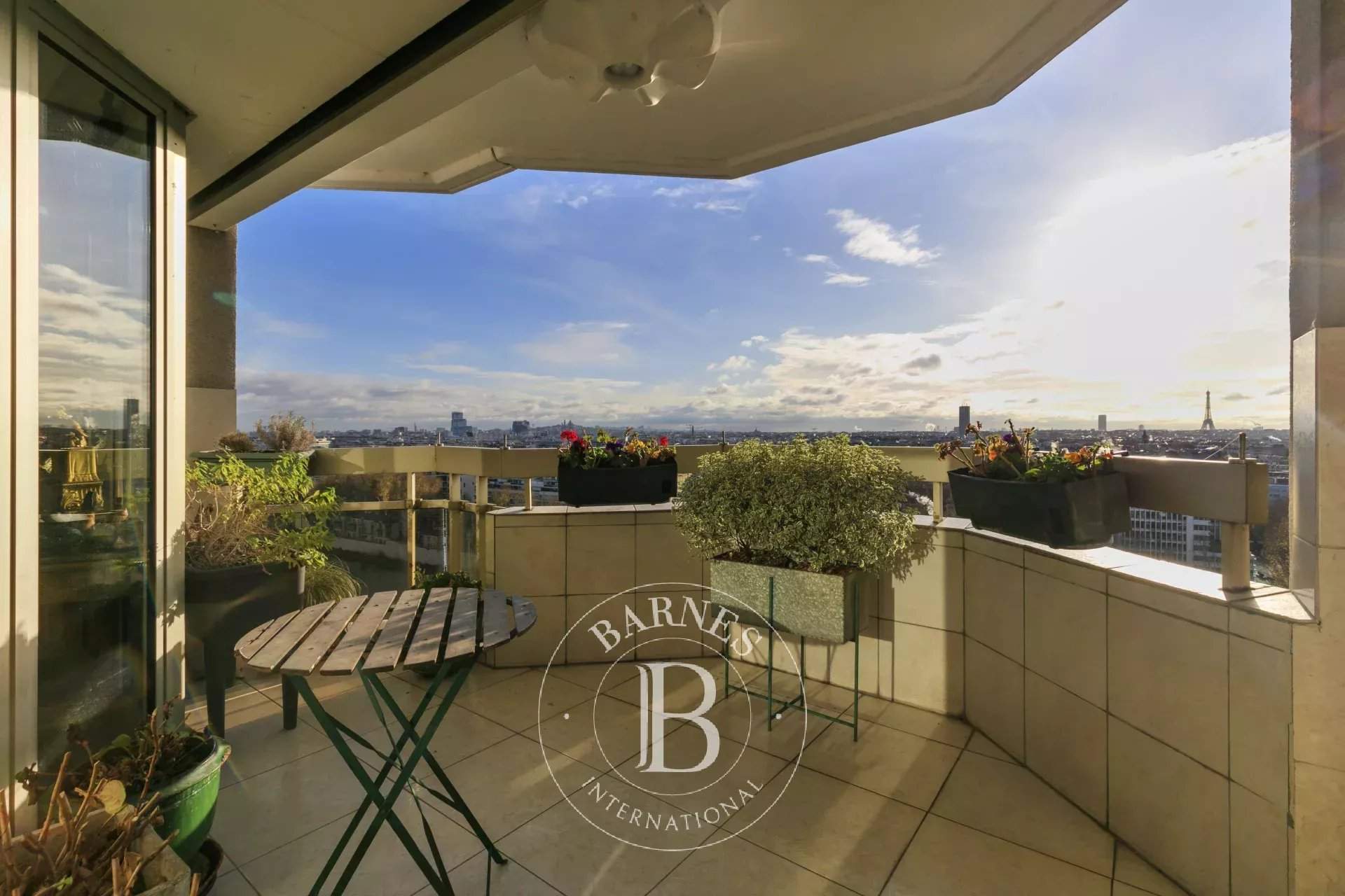 Courbevoie  - Apartment 3 Bedrooms - picture 2