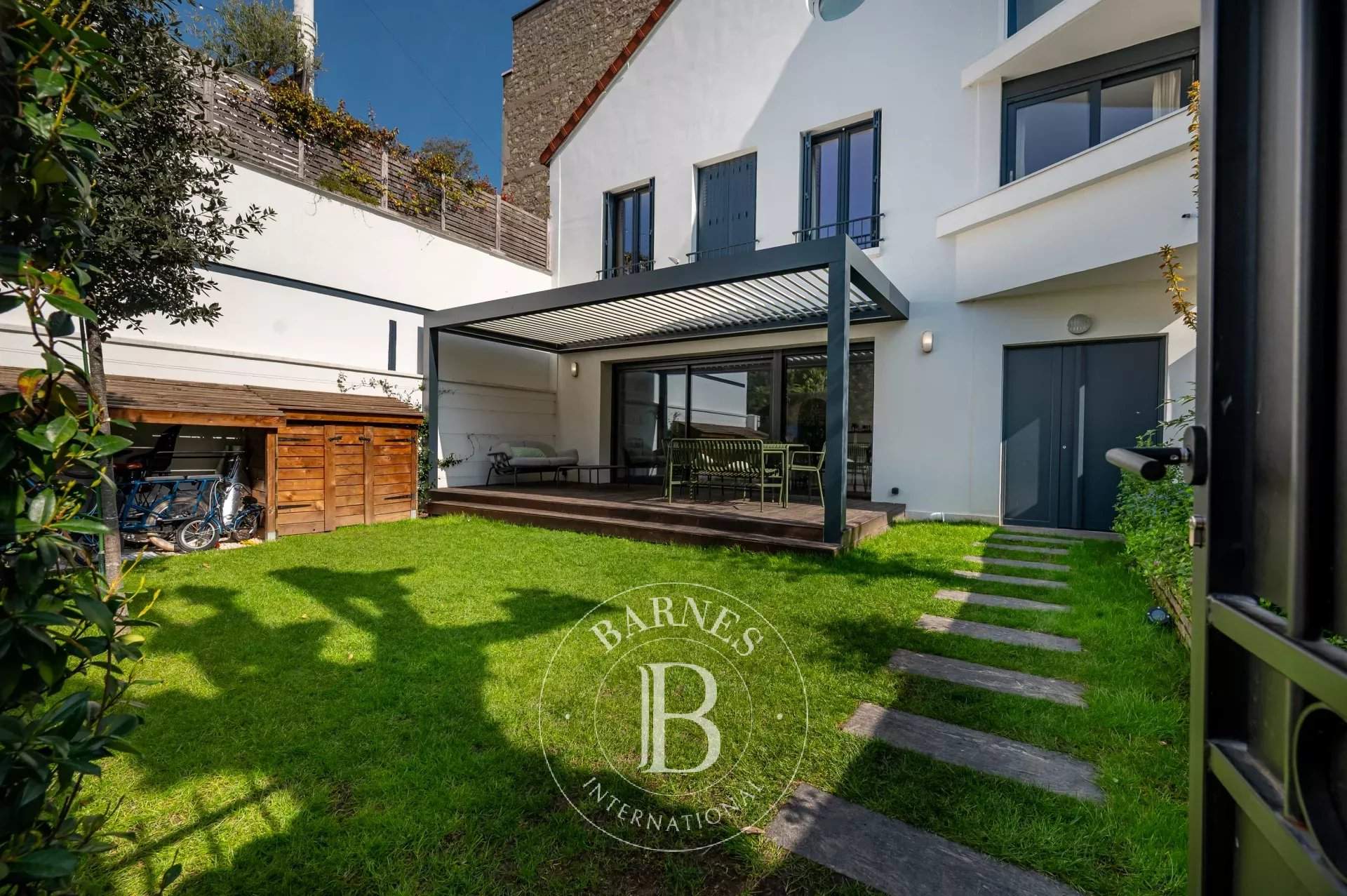 Courbevoie  - Casa 6 Cuartos 4 Habitaciones - picture 1