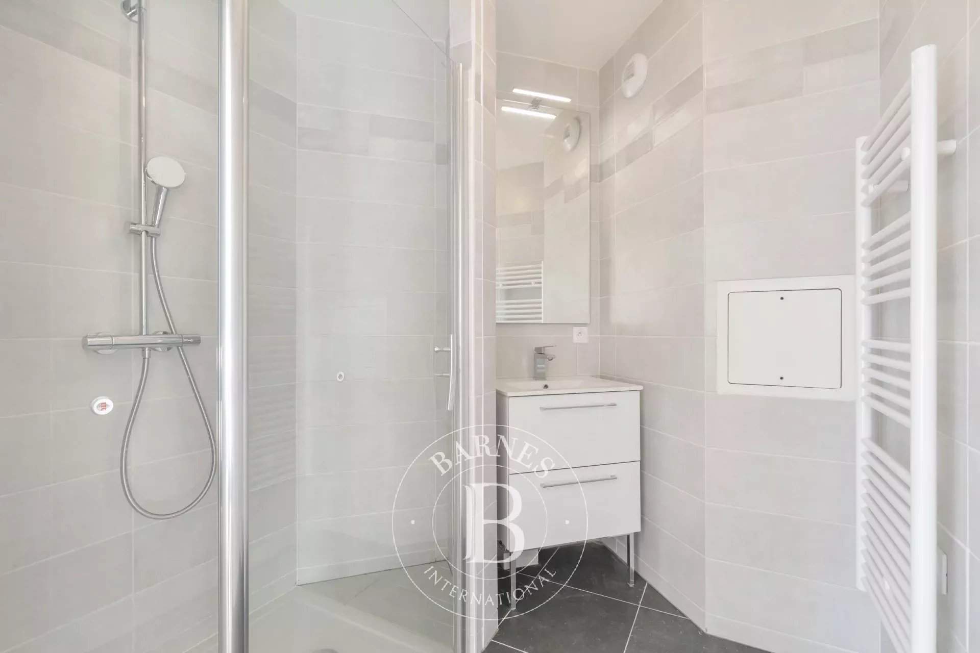 Suresnes  - Appartement 5 Pi&egrave;ces 3 Chambres - picture 10