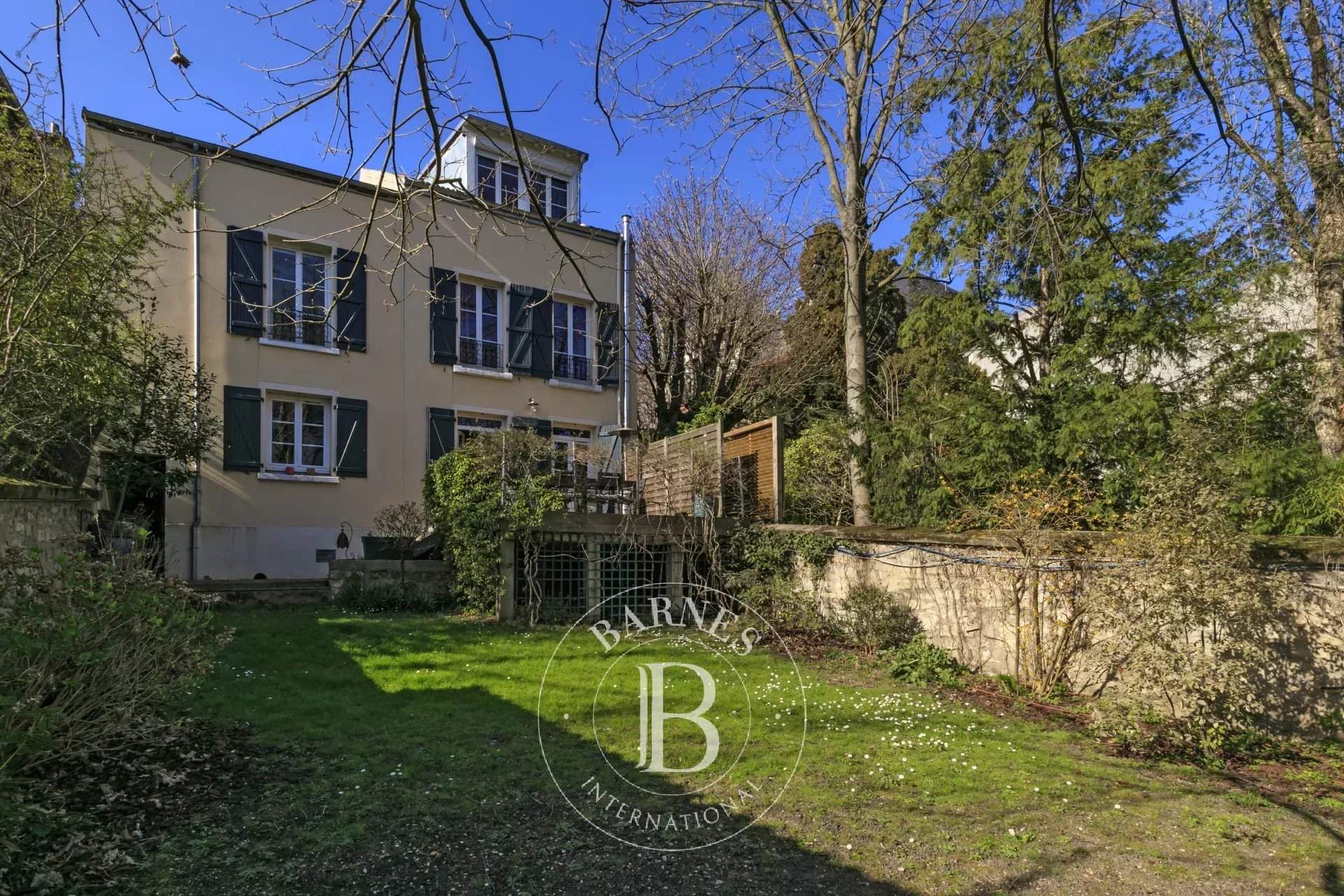 Suresnes  - Maison 10 Pi&egrave;ces 5 Chambres - picture 2