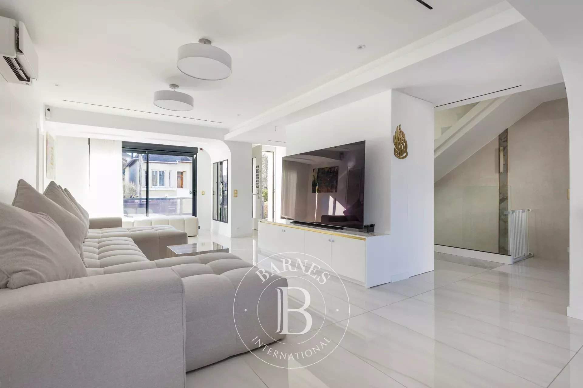 Rueil-Malmaison  - House 6 Bedrooms - picture 4