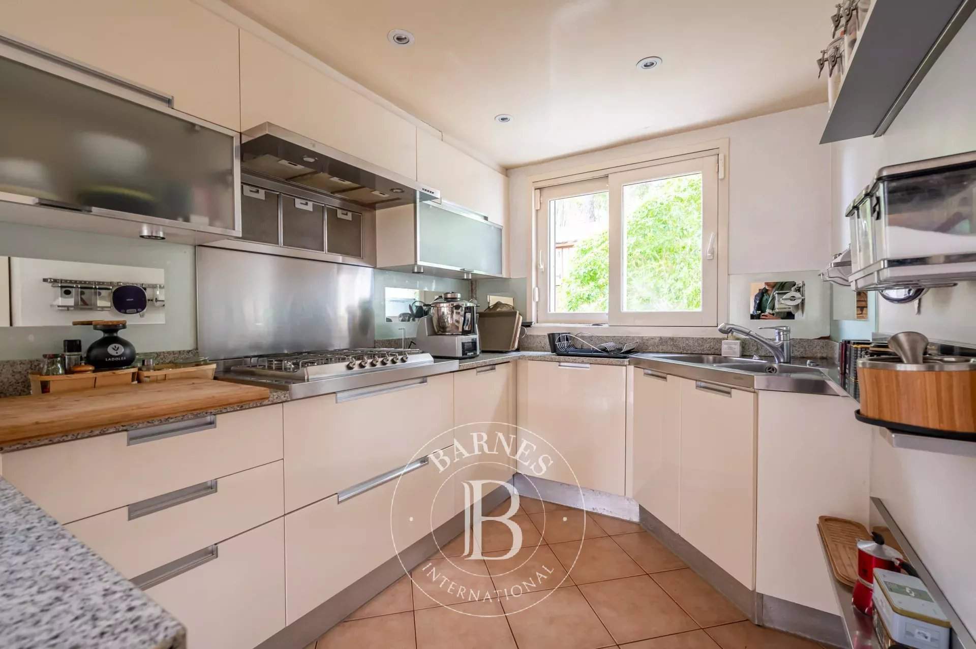 Rueil-Malmaison  - House 6 Bedrooms - picture 7