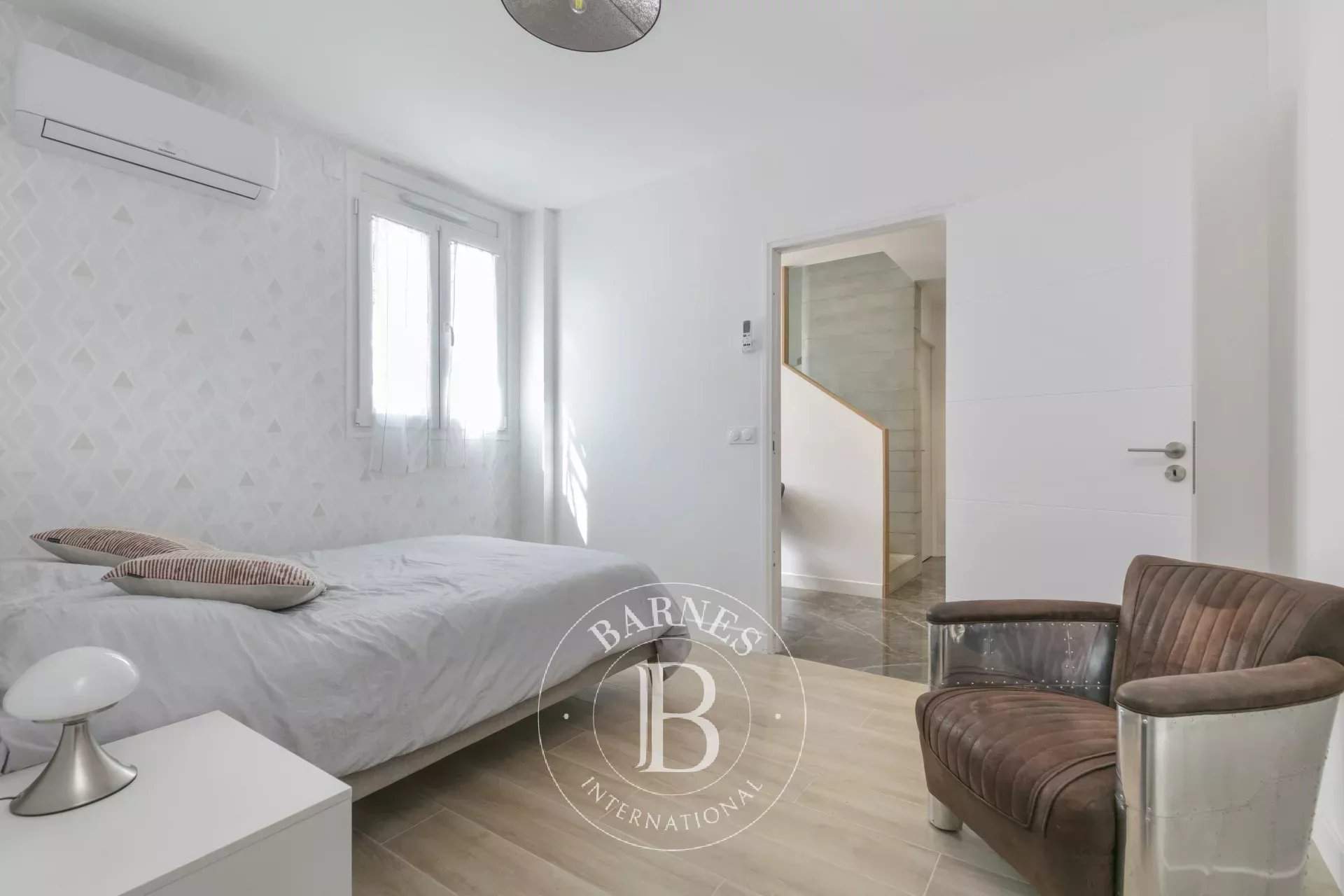 Puteaux  - House 5 Bedrooms - picture 6