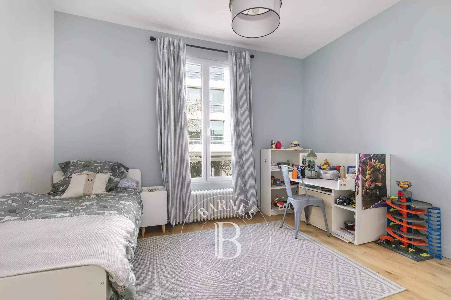 Suresnes  - Maison 8 Pi&egrave;ces 5 Chambres - picture 17