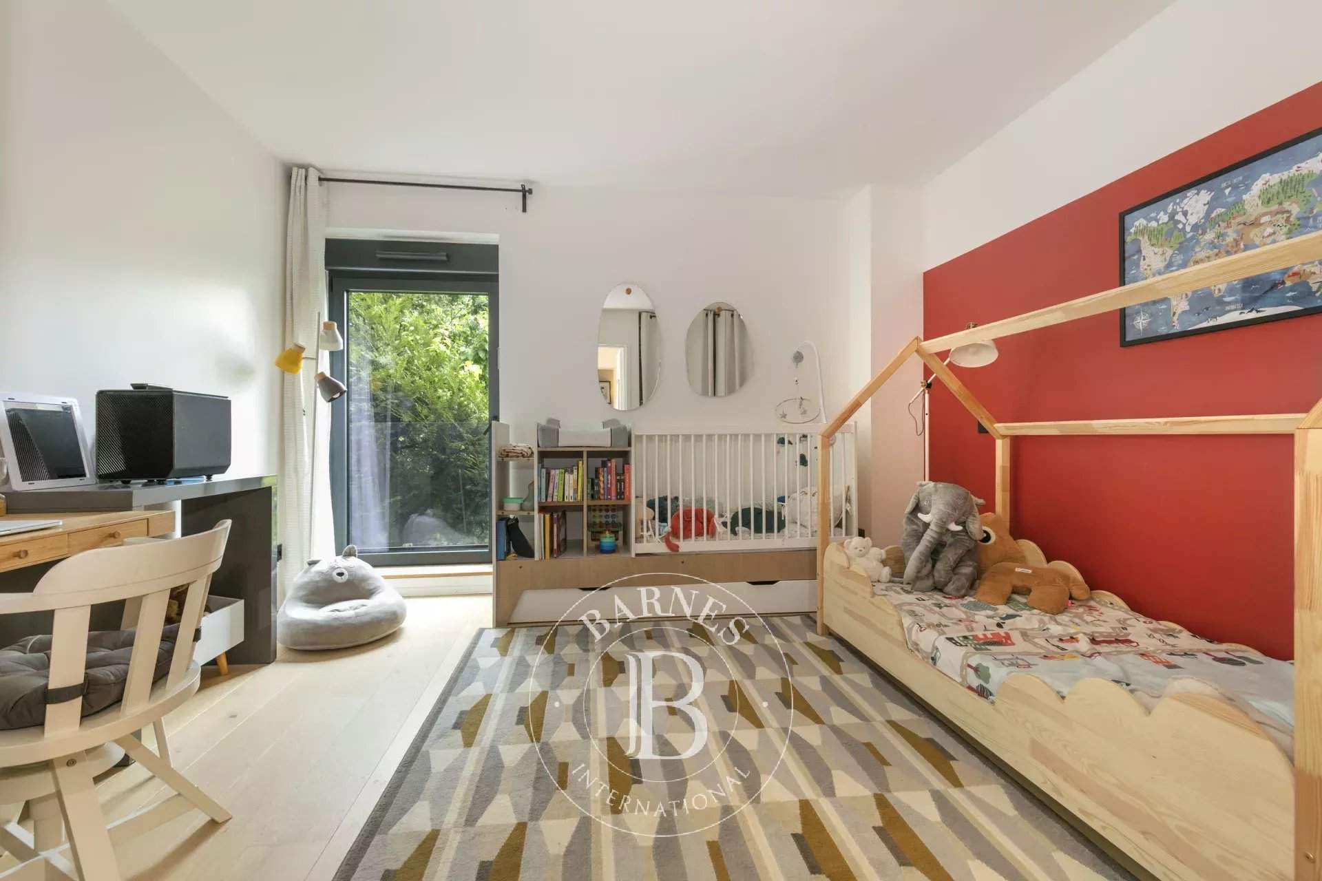 Suresnes  - Maison 5 Pièces 3 Chambres - picture 11