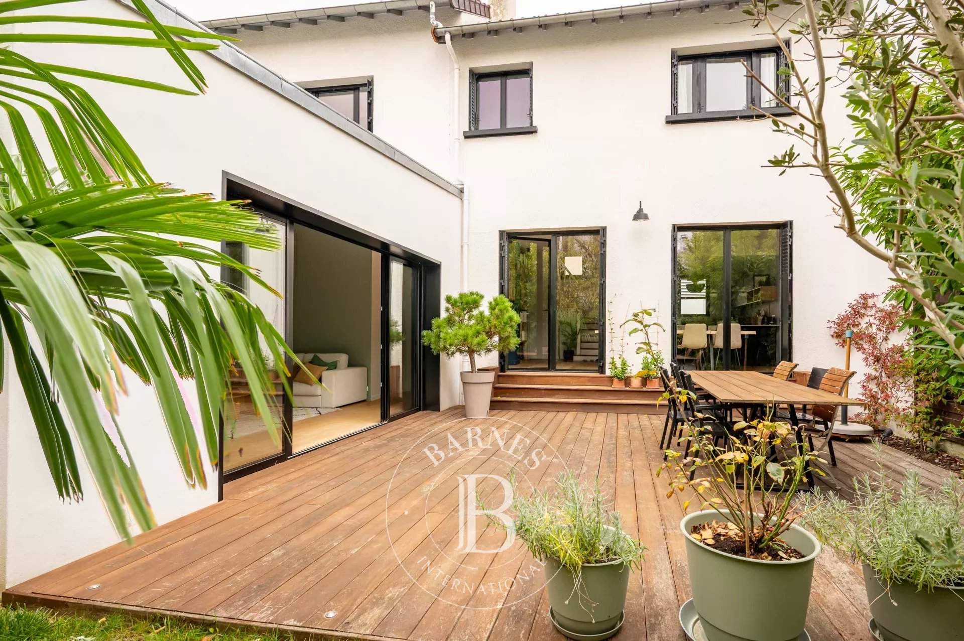 Asnières-sur-Seine  - Maison 6 Pièces 4 Chambres - picture 2