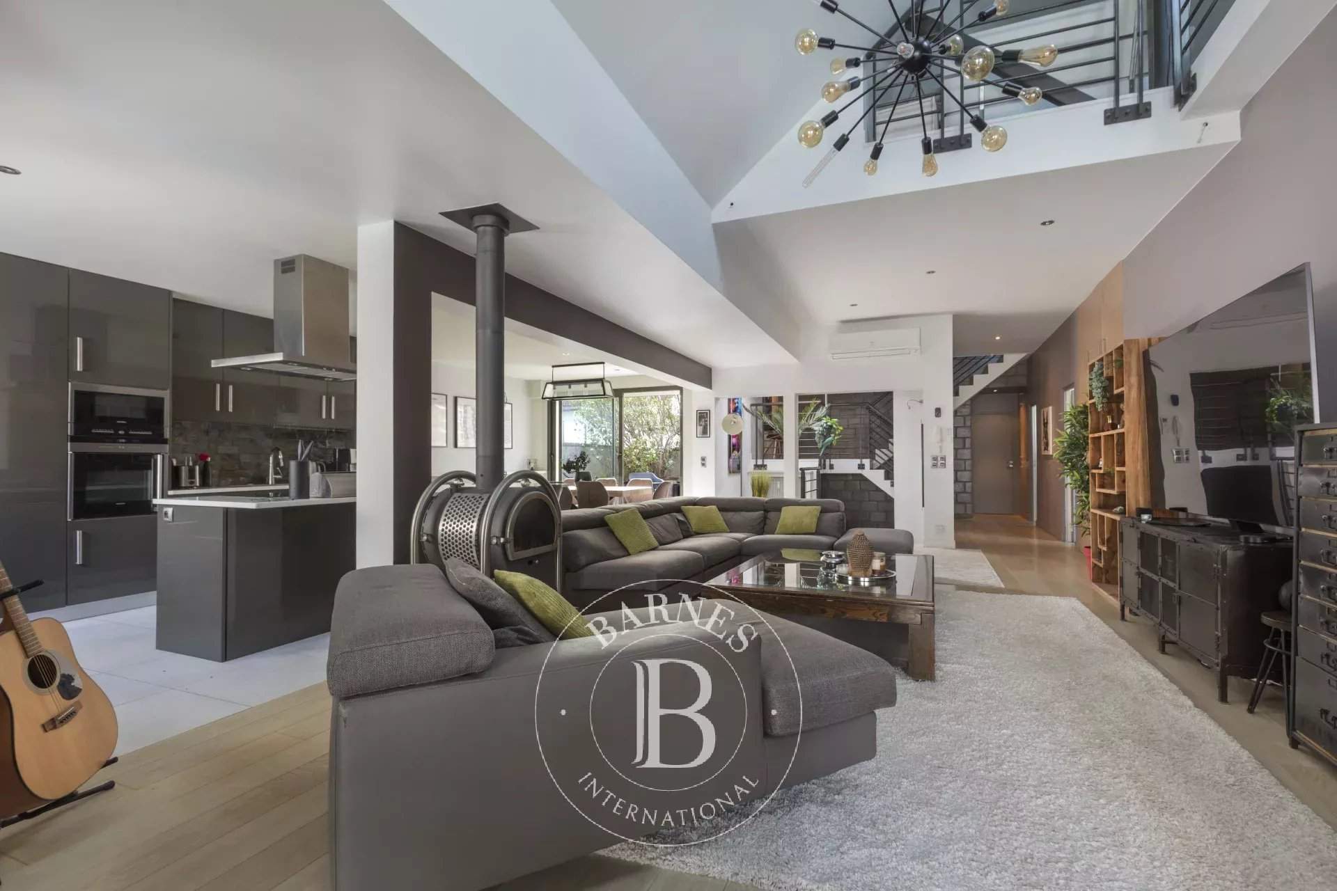 Colombes  - Appartement 6 Pi&egrave;ces 4 Chambres - picture 6