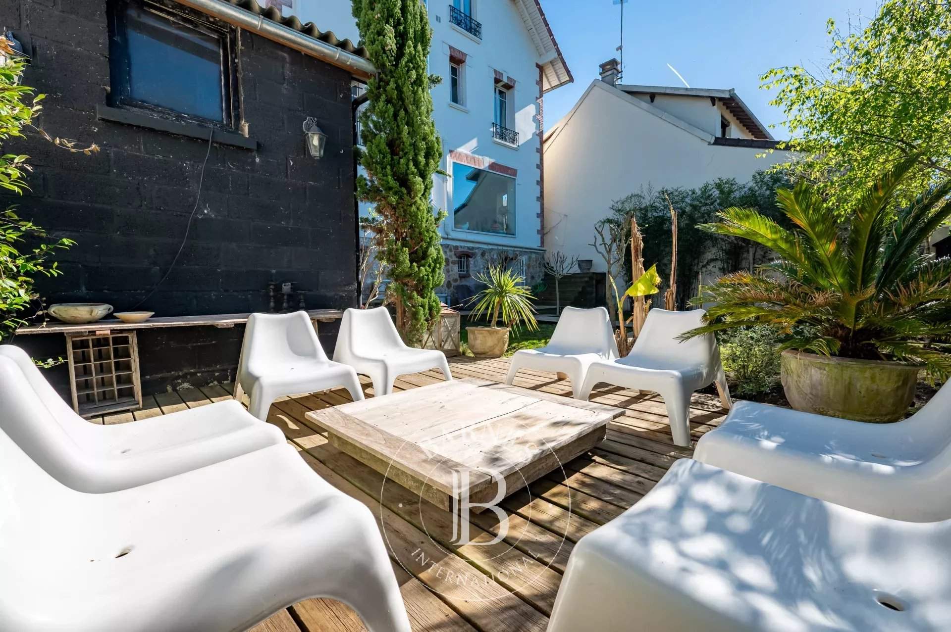 Nanterre  - Maison 7 Pi&egrave;ces 5 Chambres - picture 8