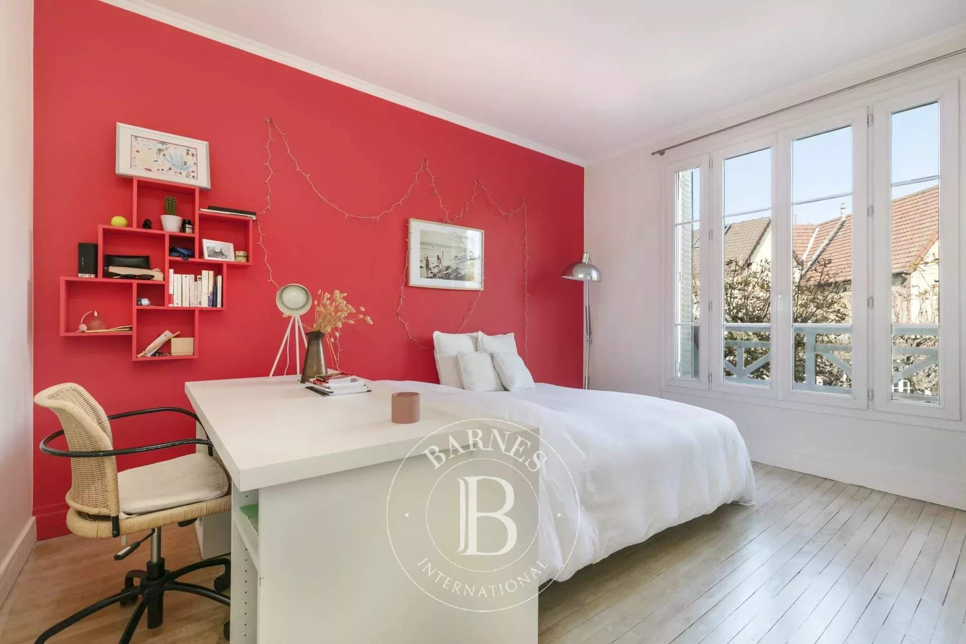 Suresnes  - Maison 6 Pi&egrave;ces 4 Chambres - picture 8