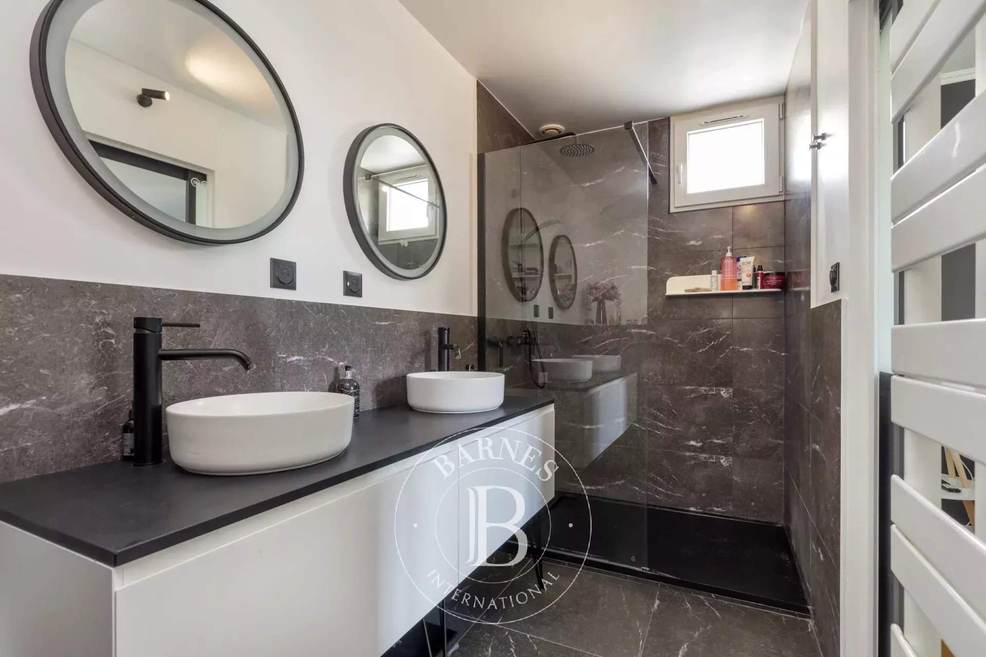 Asnières-sur-Seine  - Maison 5 Pi&egrave;ces 4 Chambres - picture 12