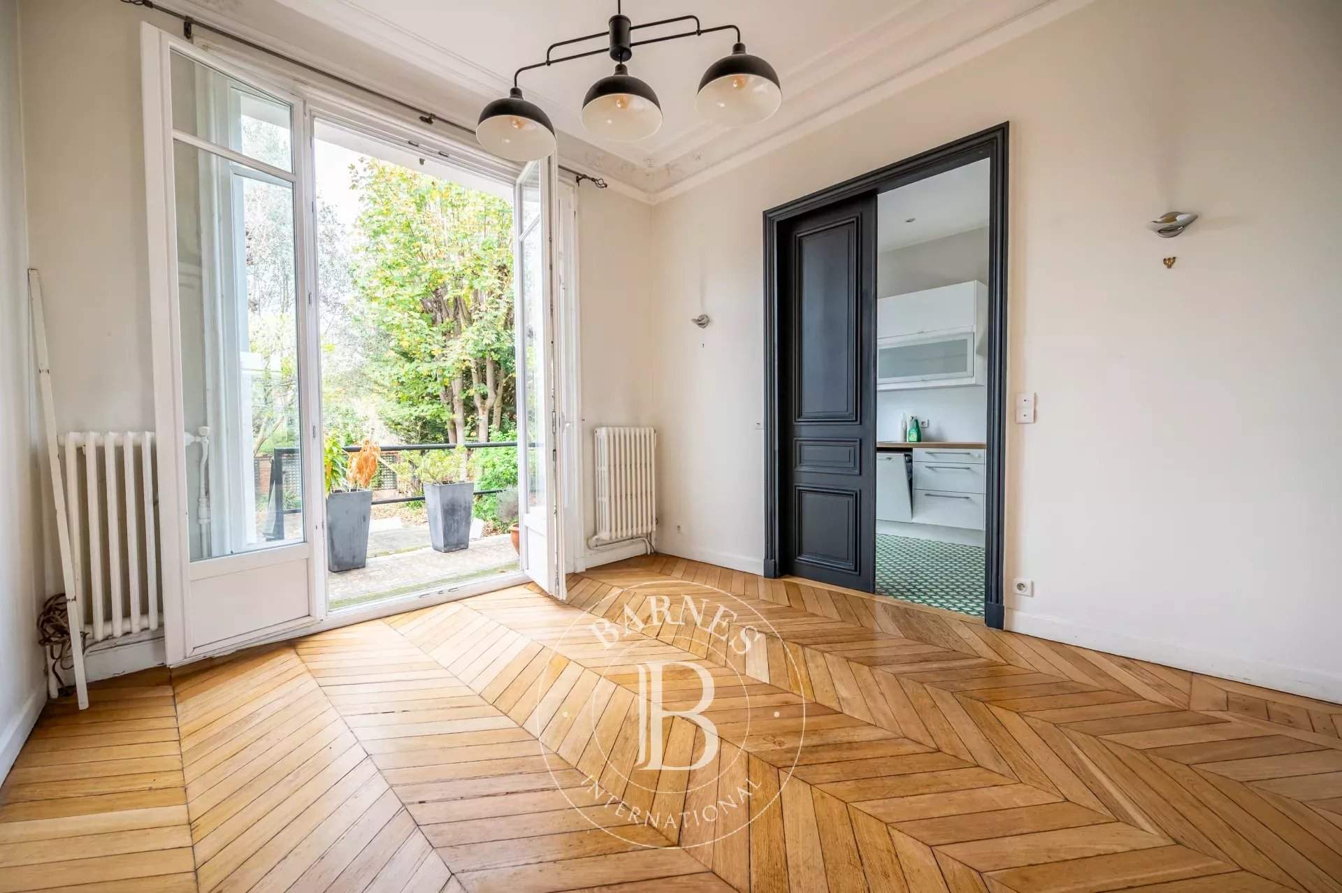 Courbevoie  - Hôtel particulier 8 Pi&egrave;ces 4 Chambres - picture 4