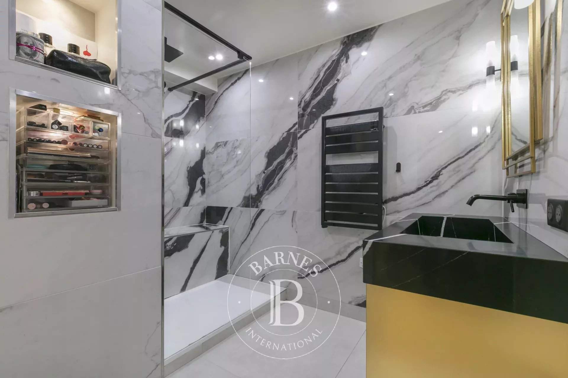 Suresnes  - Apartment 3 Bedrooms - picture 8