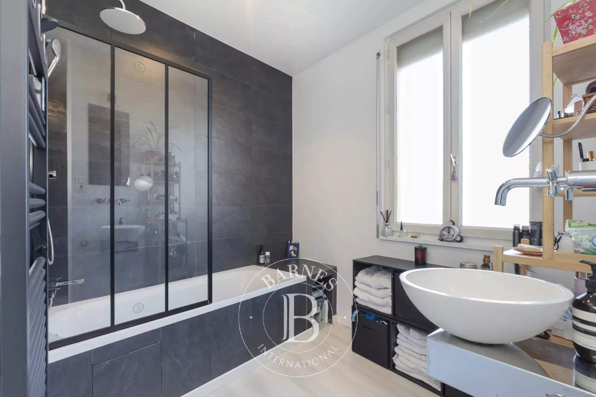 Suresnes  - Maison 6 Pi&egrave;ces 4 Chambres - picture 13