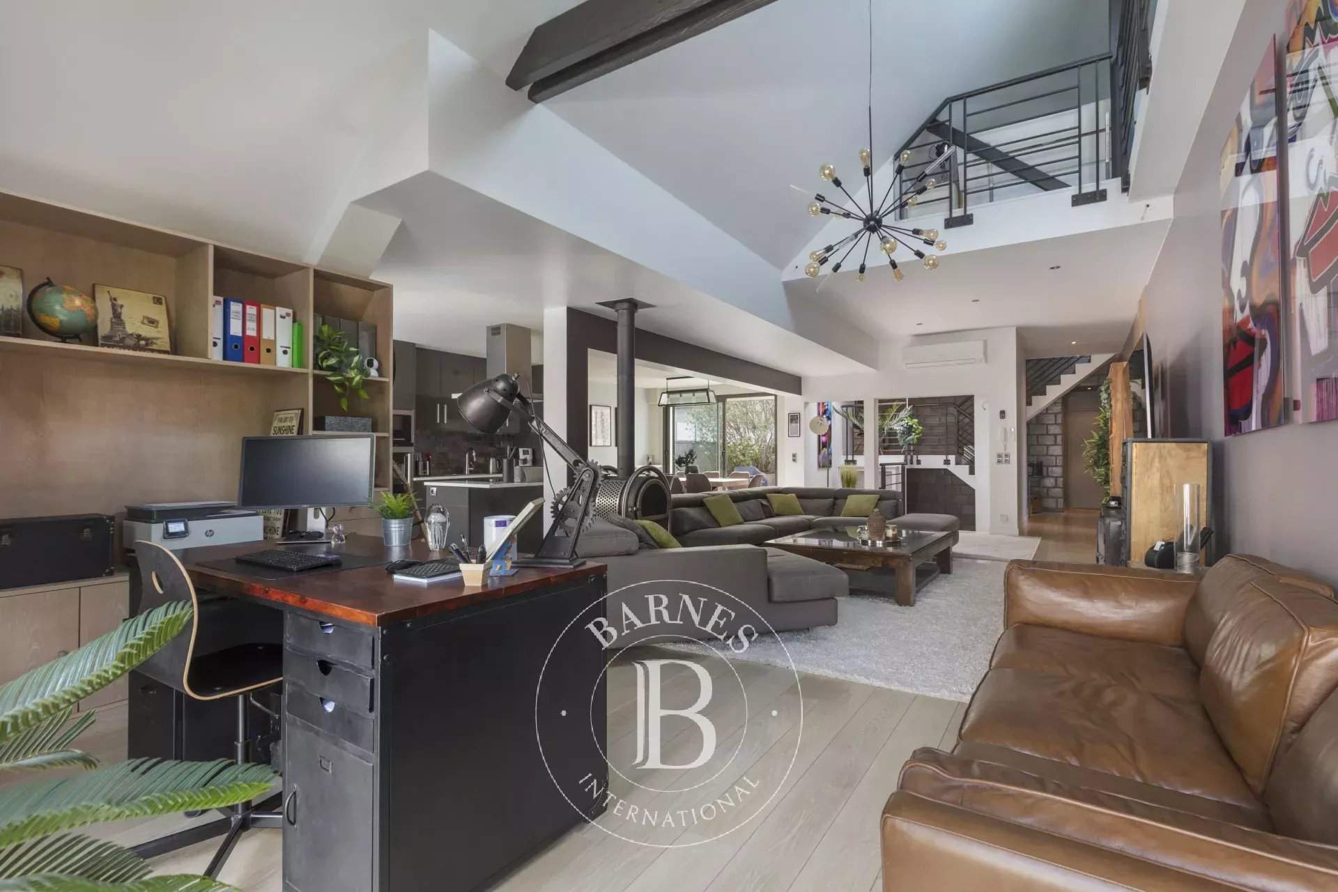 Colombes  - Appartement 6 Pi&egrave;ces 4 Chambres - picture 8